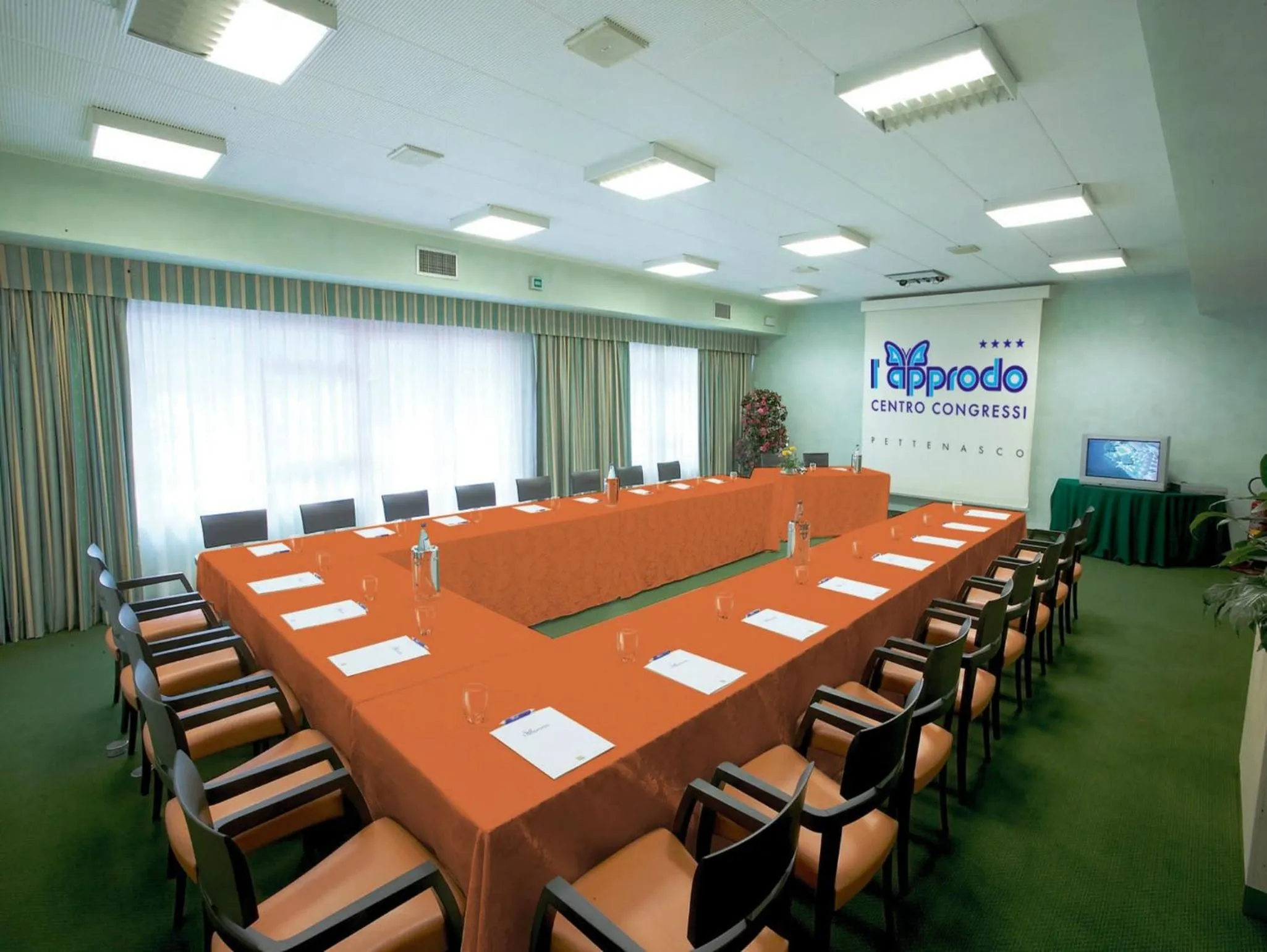 Business facilities in Hotel L'Approdo