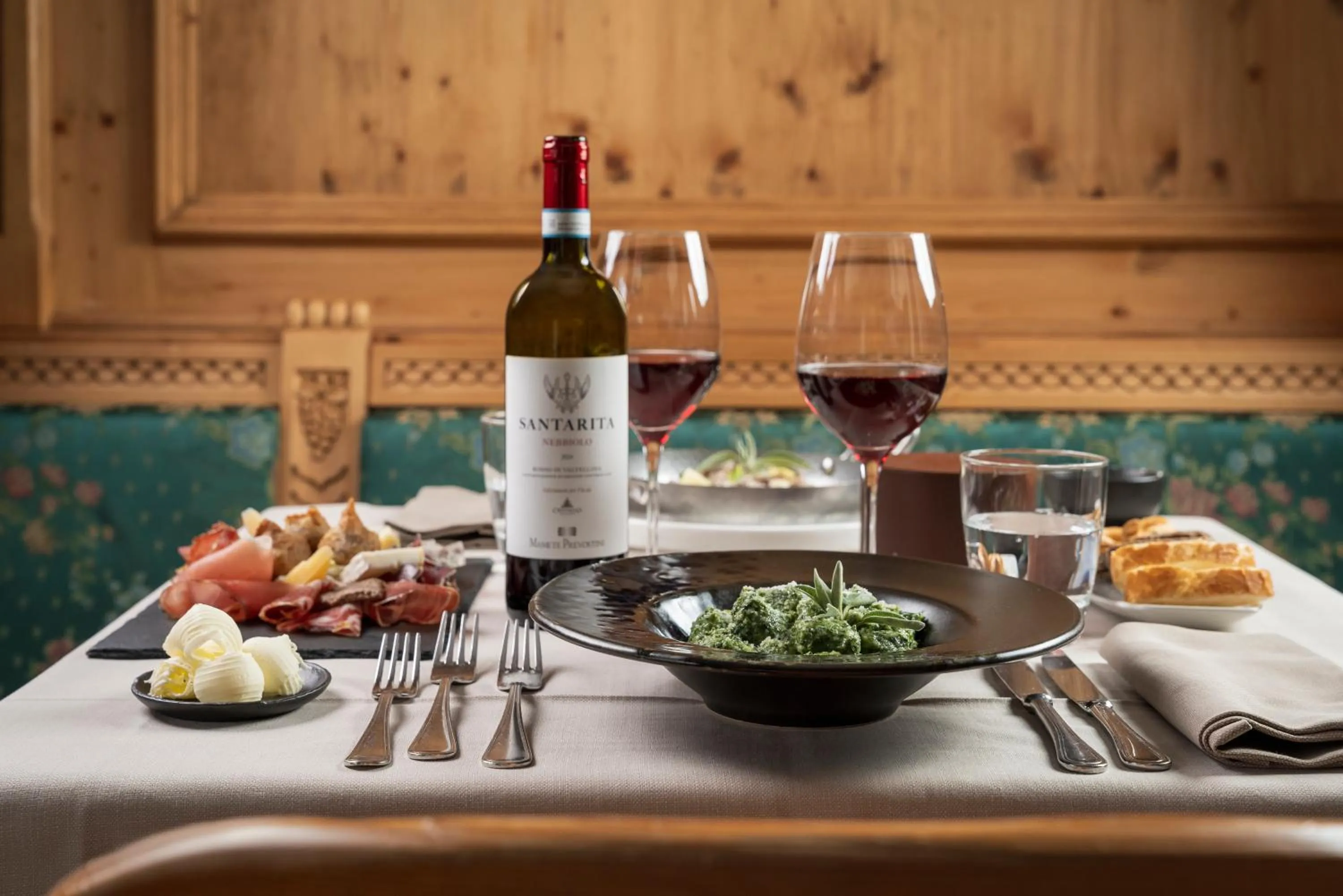 Restaurant/places to eat in Hotel Cristallo