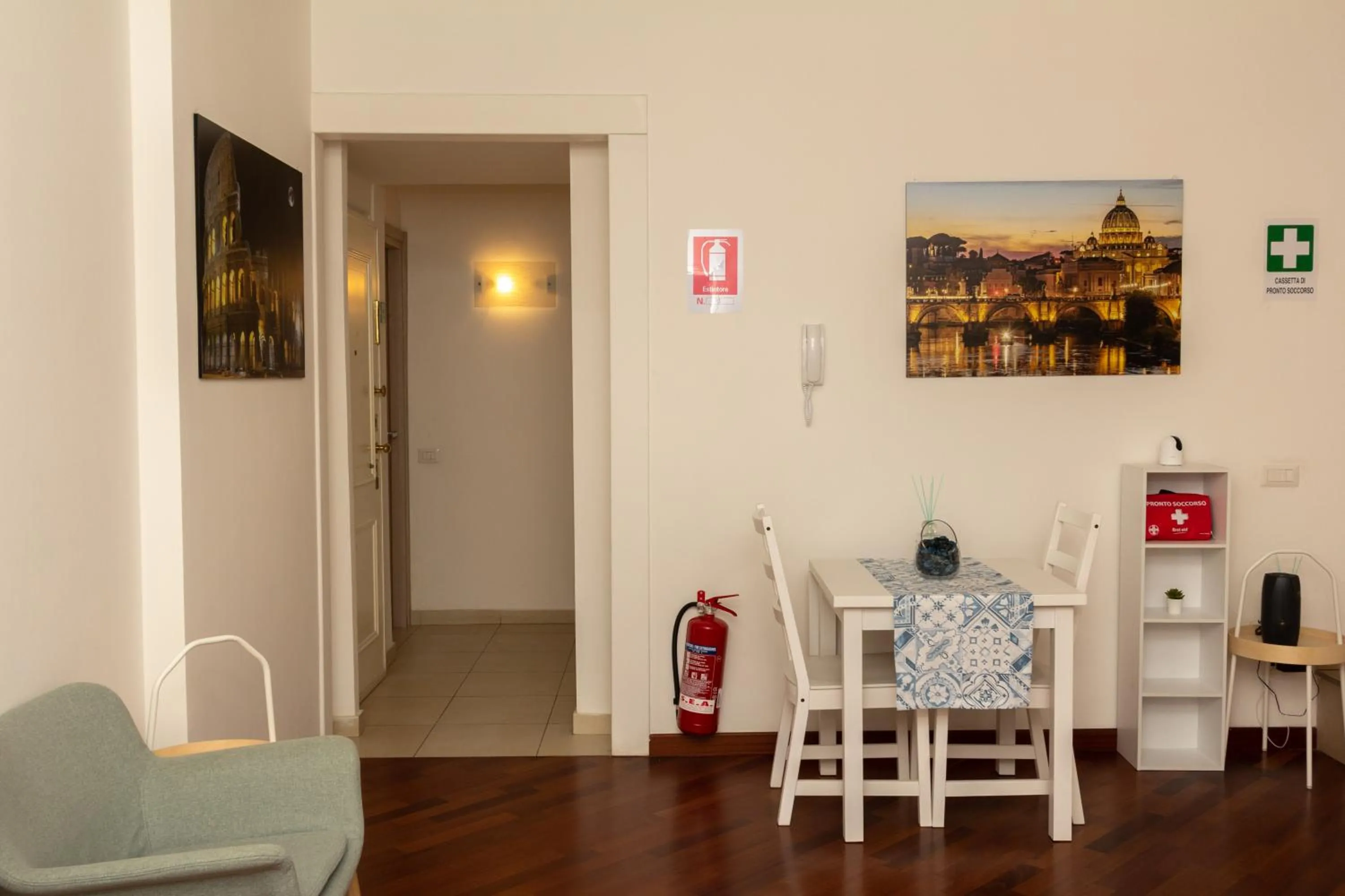 Living room in Aurelio Deluxe Rooms