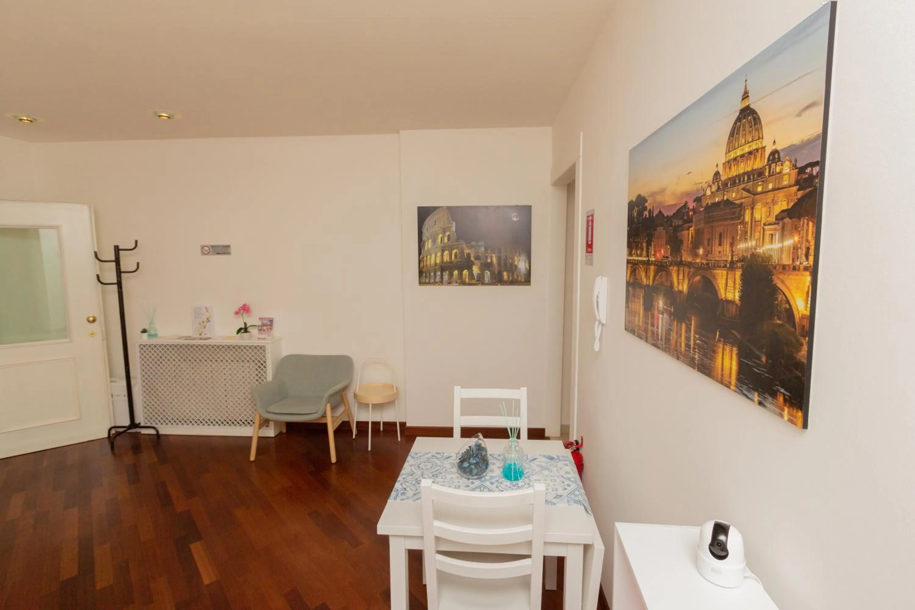 Living room in Aurelio Deluxe Rooms