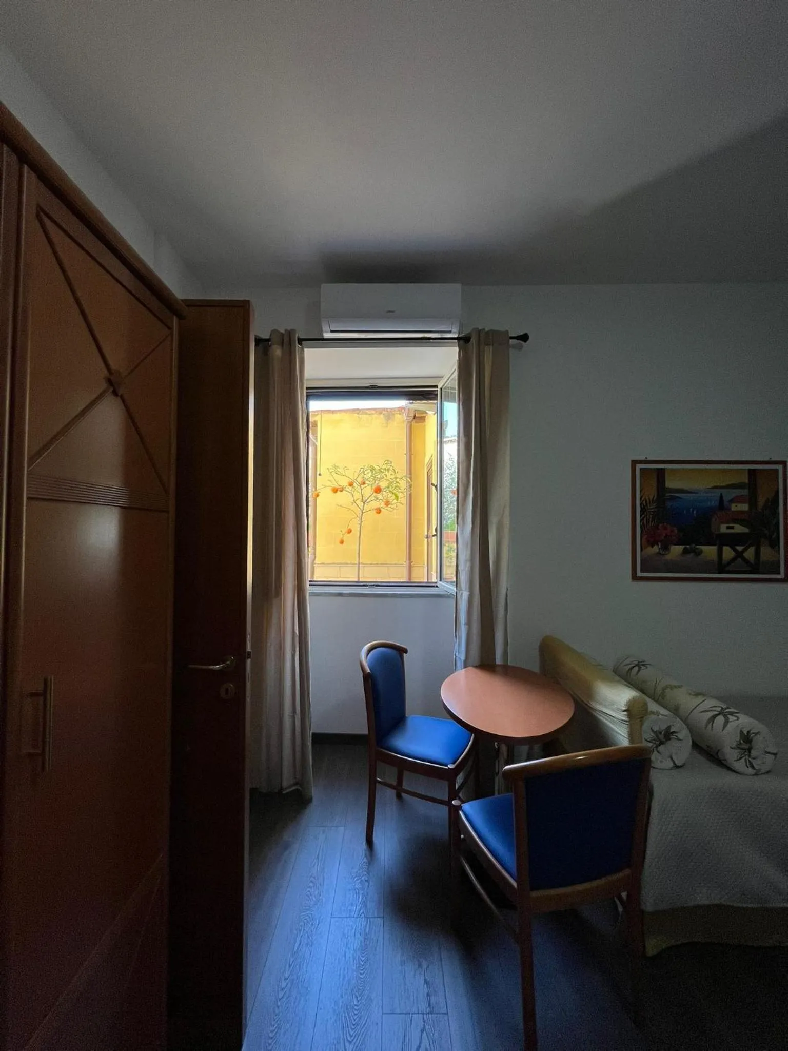 Bed in Hotel d'Orleans