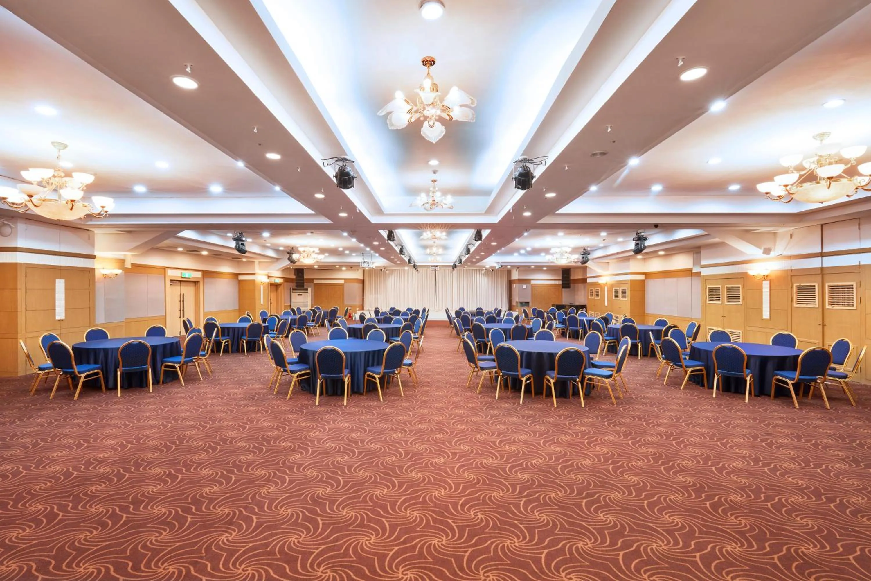 Banquet/Function facilities in Kumho Tongyeong Marina Resort