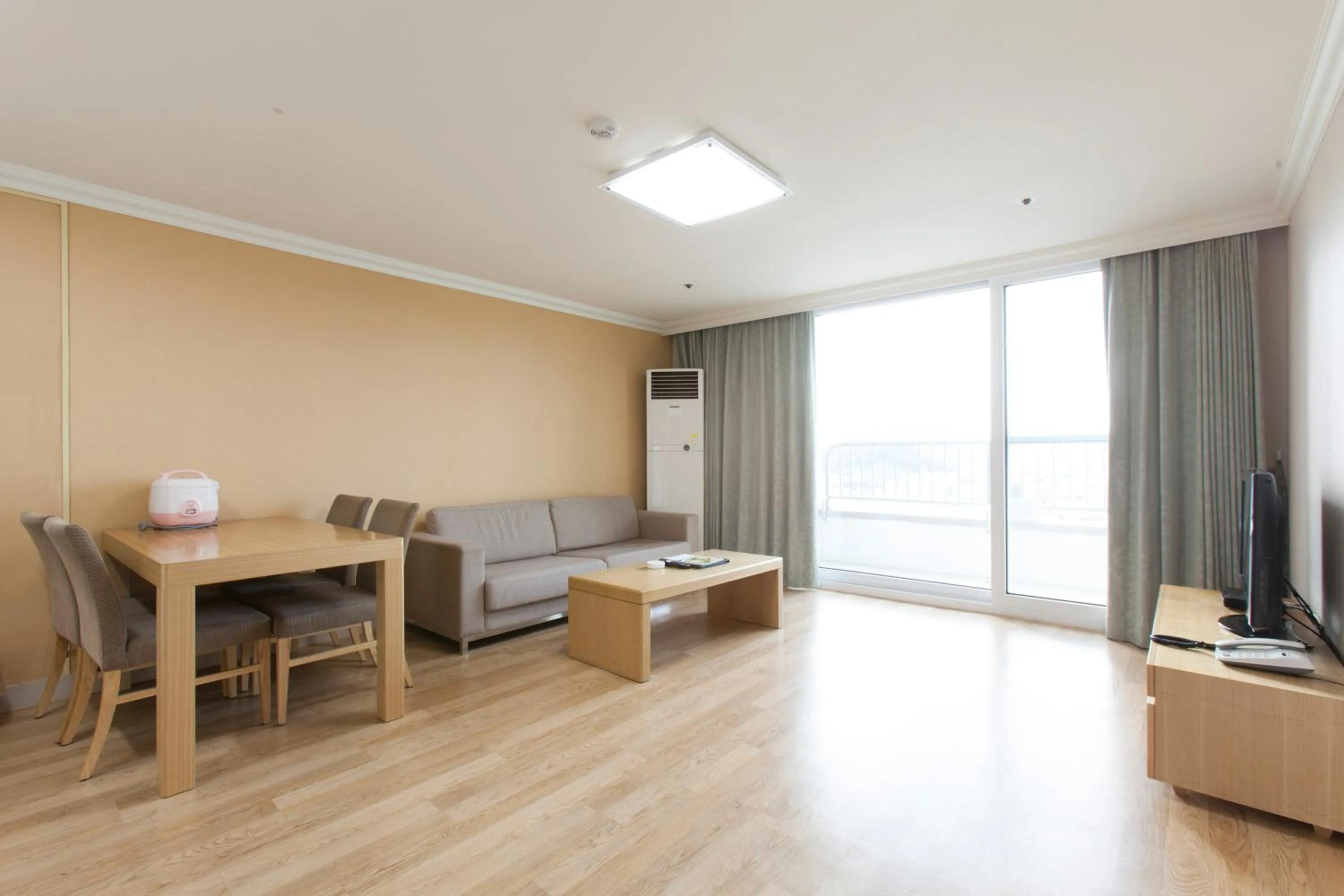 Kumho Tongyeong Marina Resort