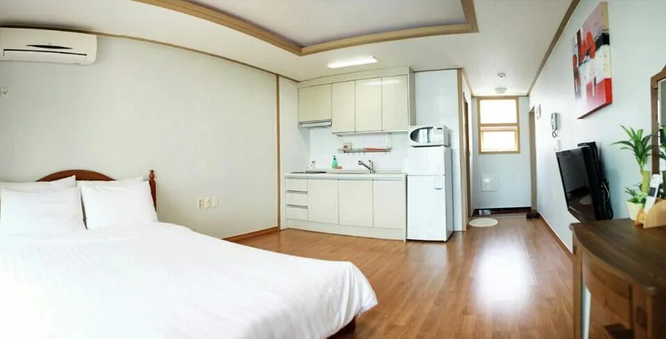 Photo of the whole room, Bed in Jeju Bada Wi Olle Pension