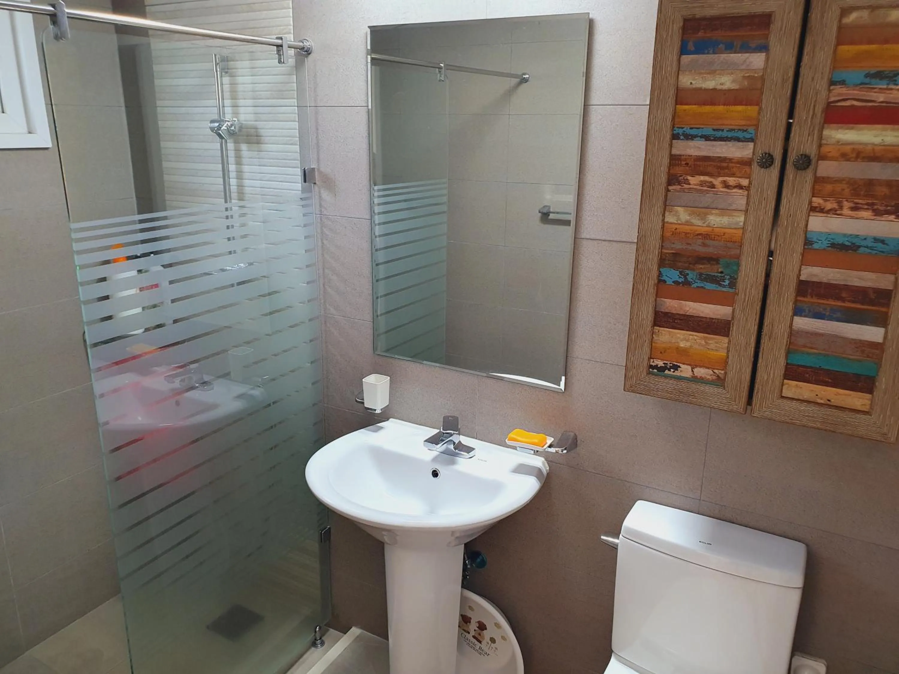 Jeju Bada Wi Olle Pension