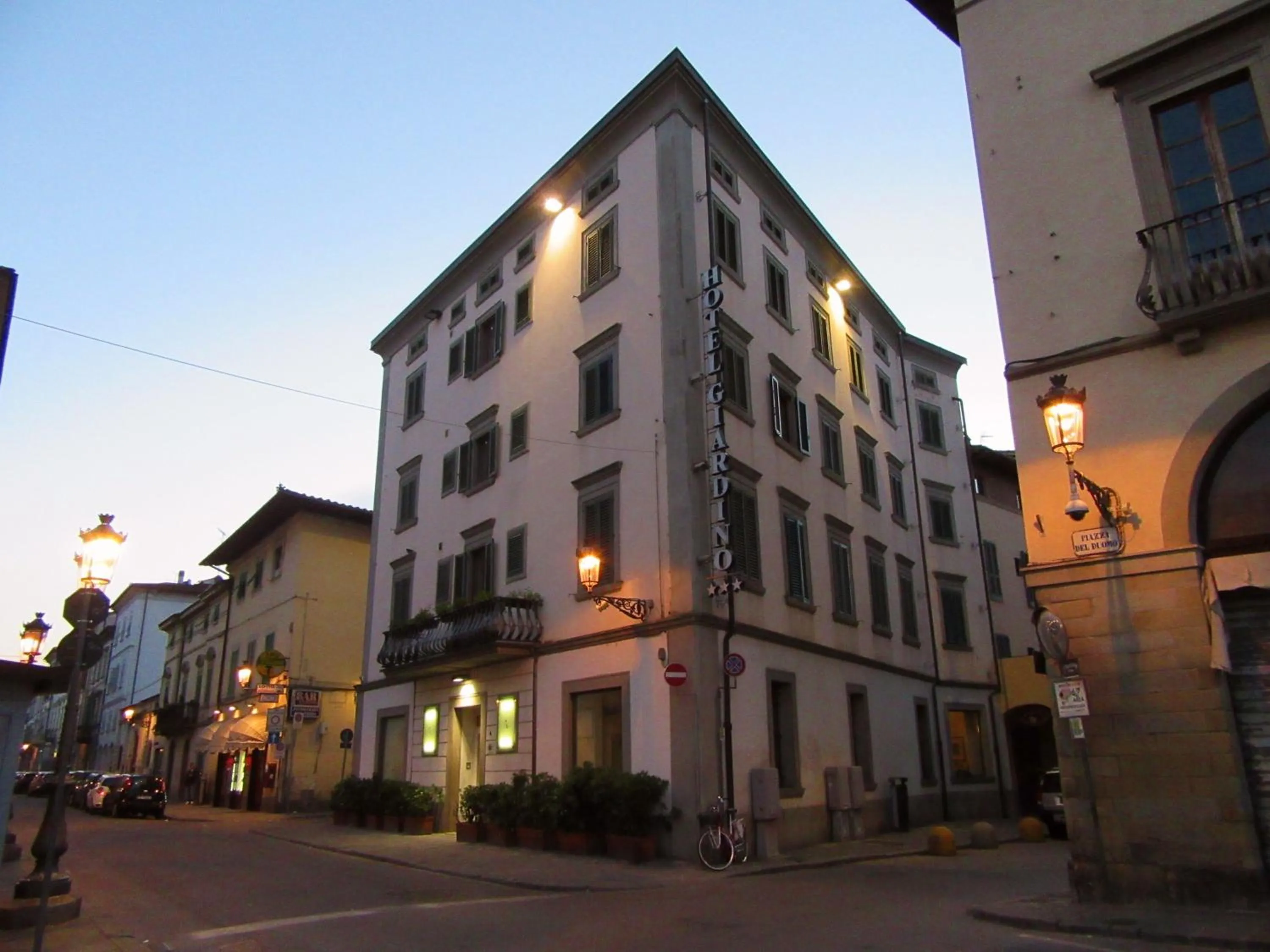 Shower in Hotel Giardino