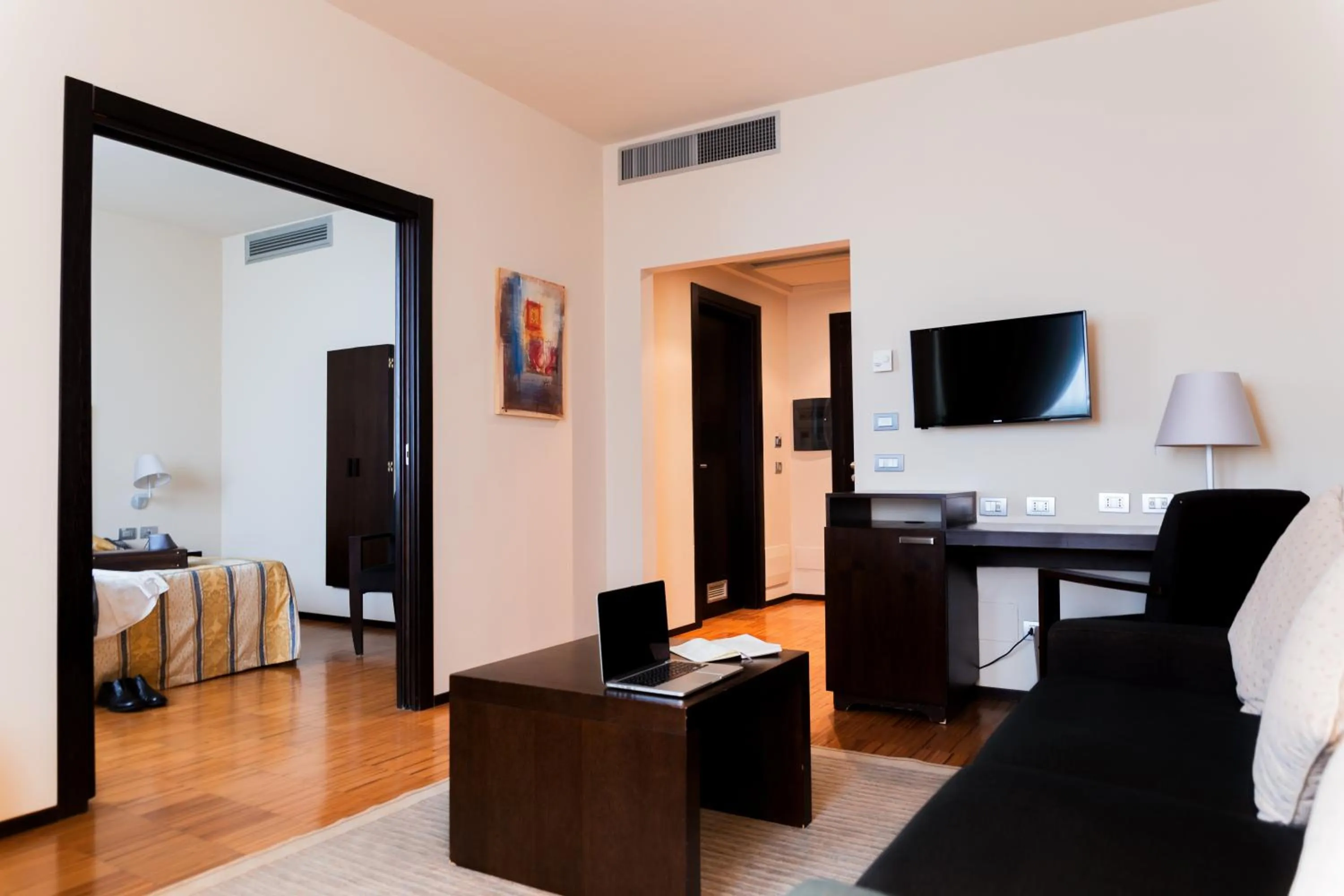 Photo of the whole room, Bed in Hotel Real Fini Baia Del Re