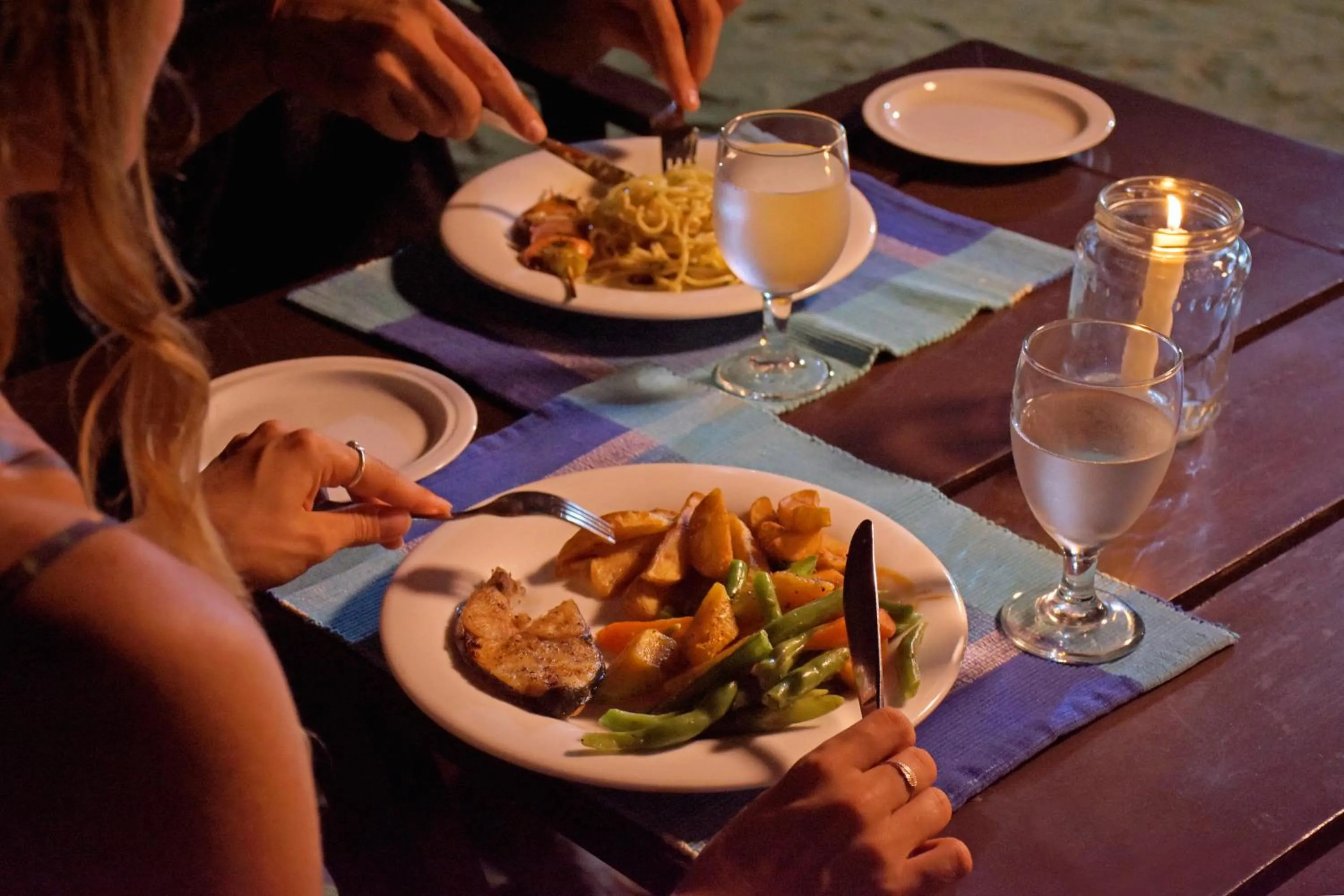 Food and drinks in Amagi Beach – Secluded Slice of Paradise