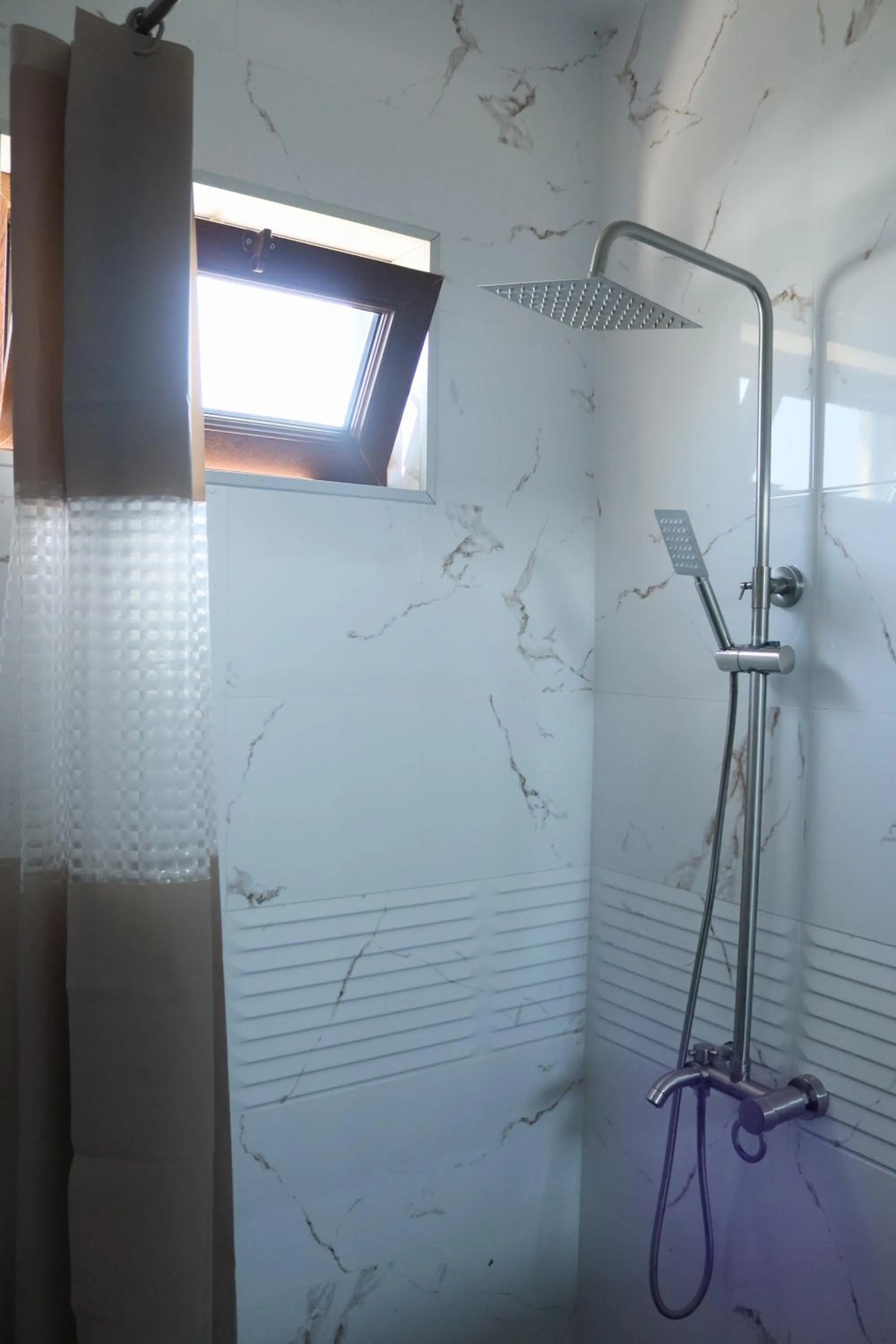 Shower in Hotel West Face