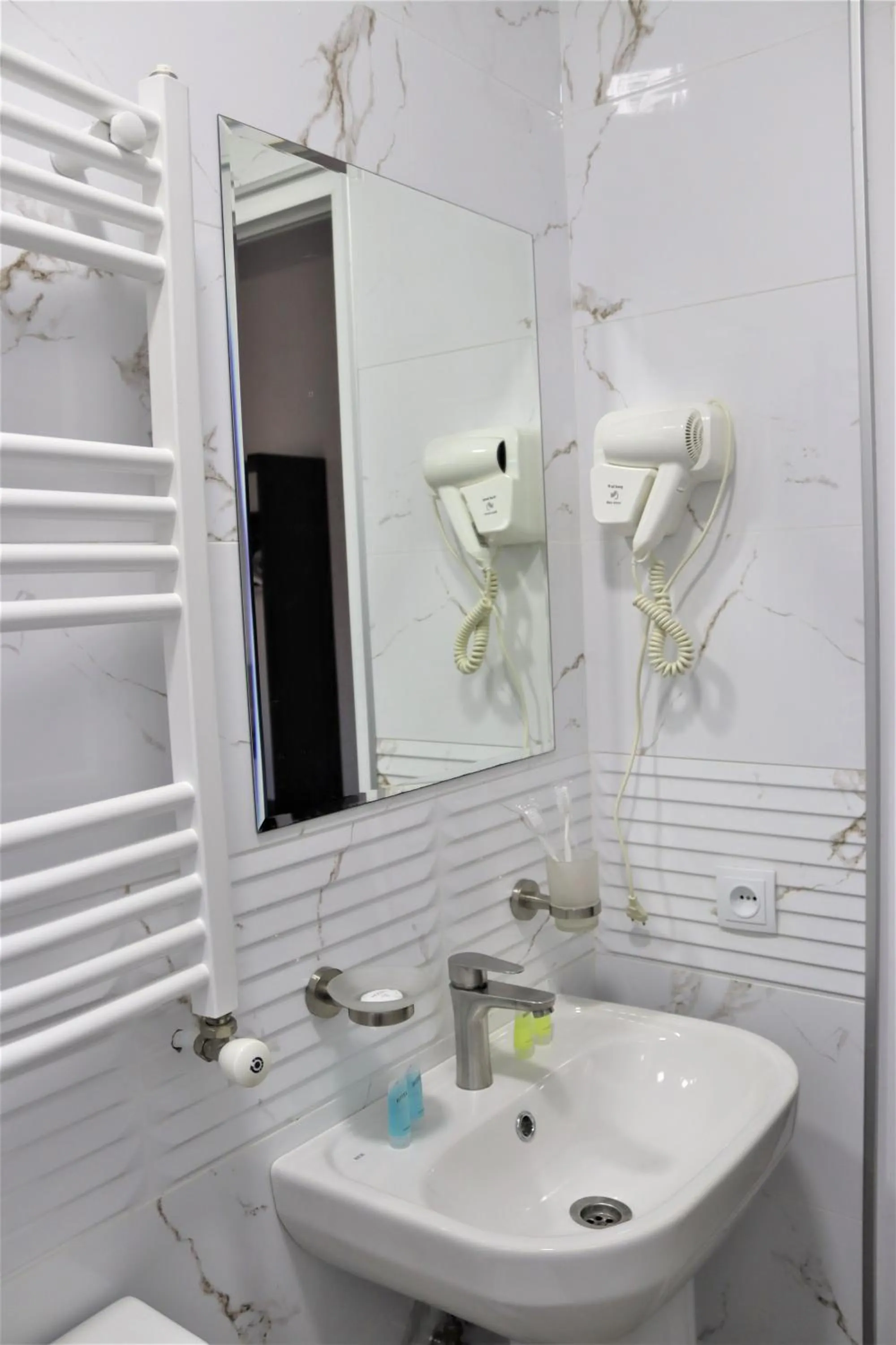 Shower in Hotel West Face