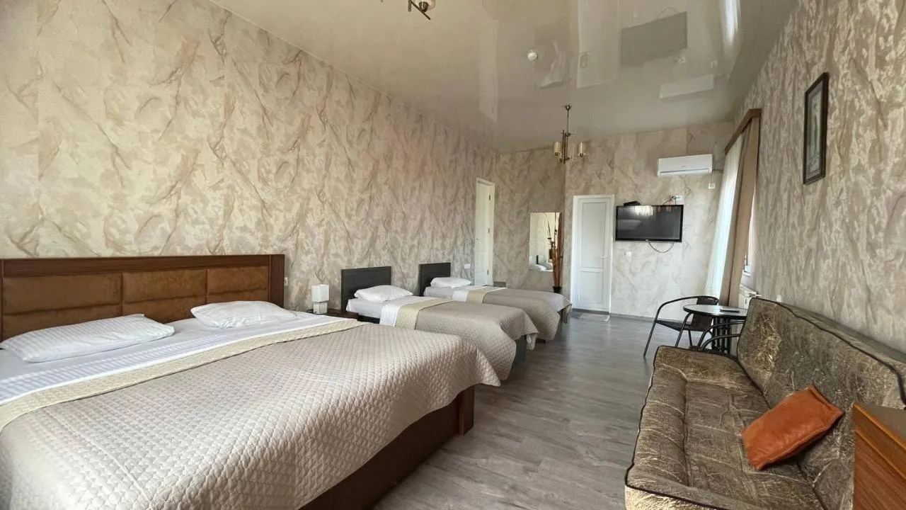 Bed in Hotel West Face