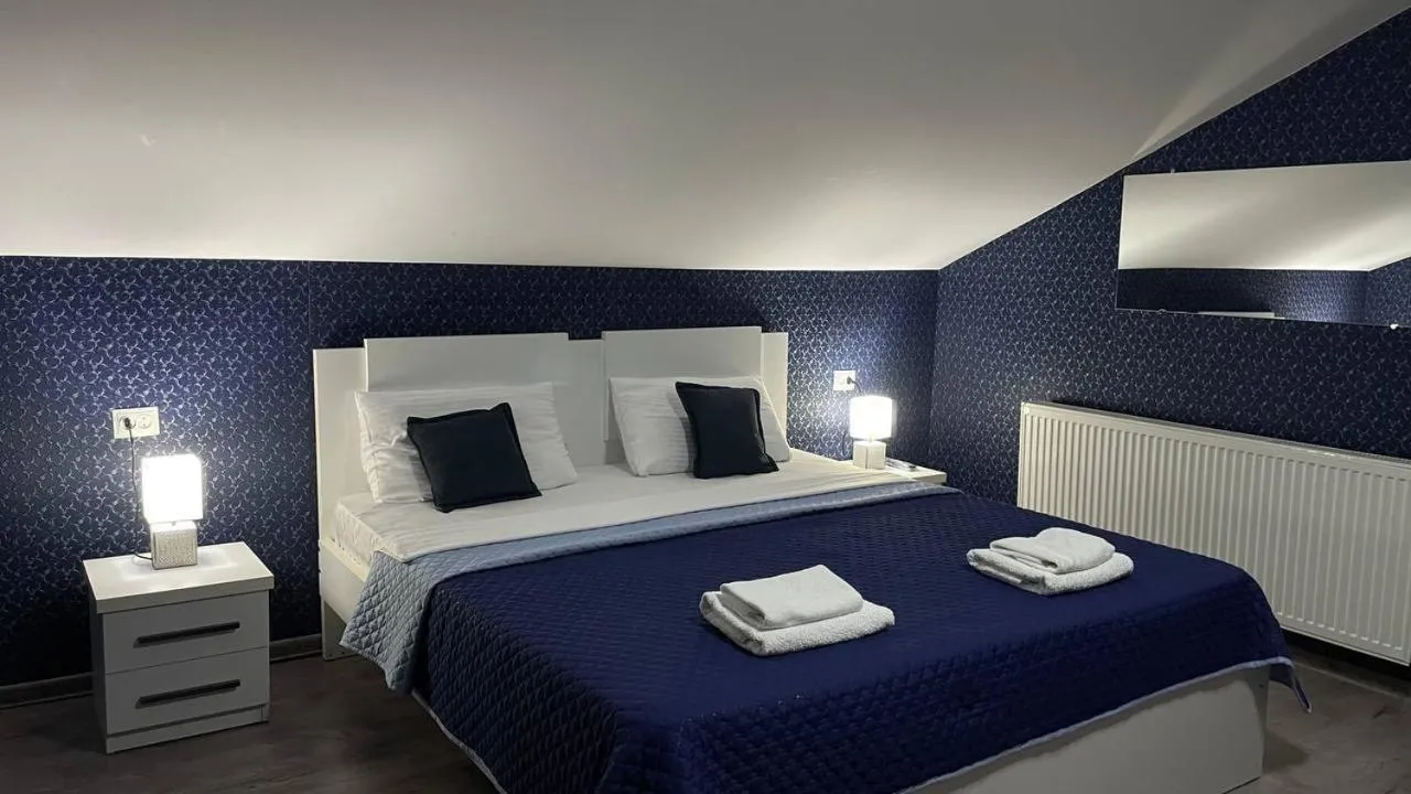 Bed in Hotel West Face