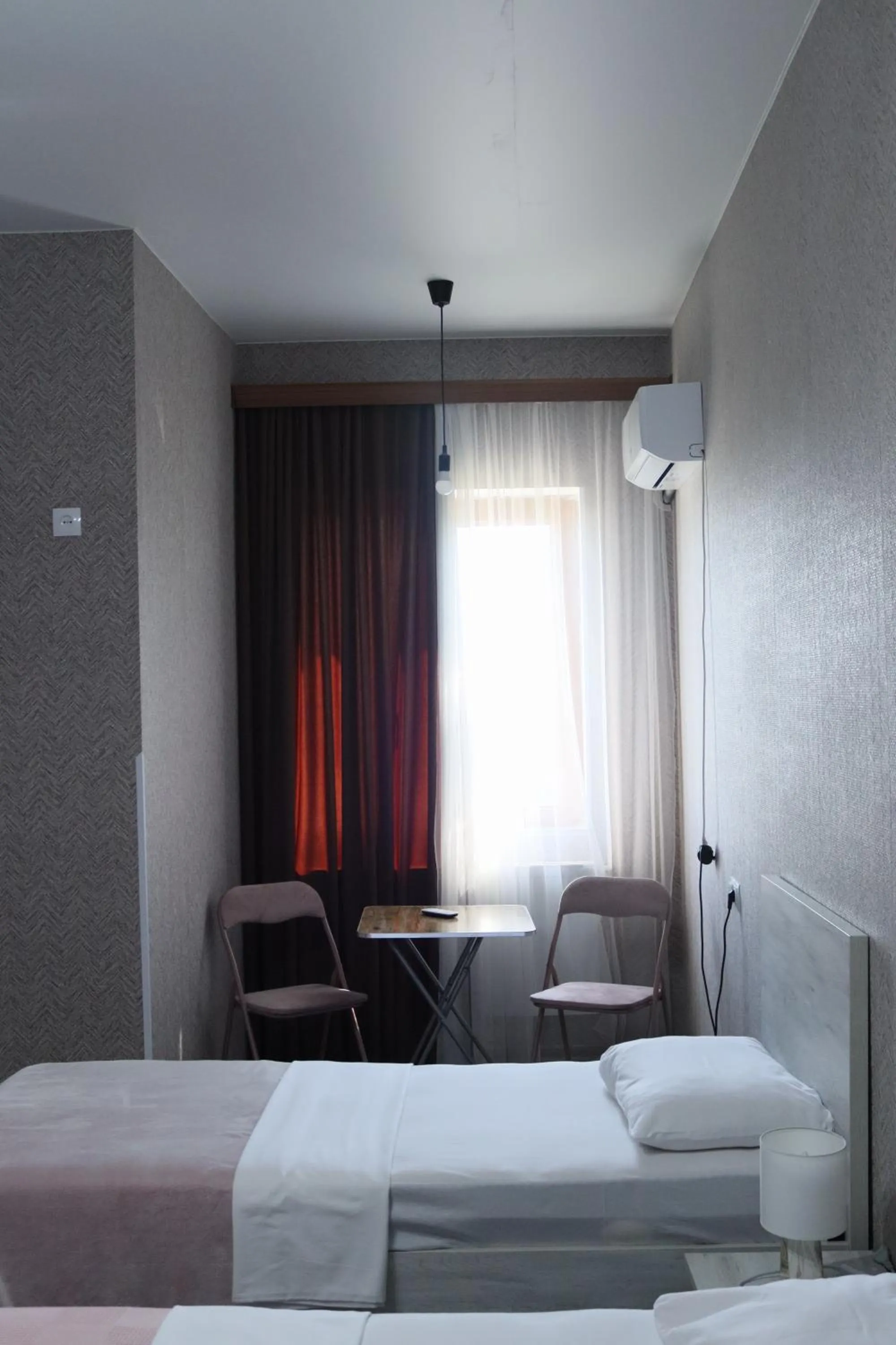 Bed in Hotel West Face