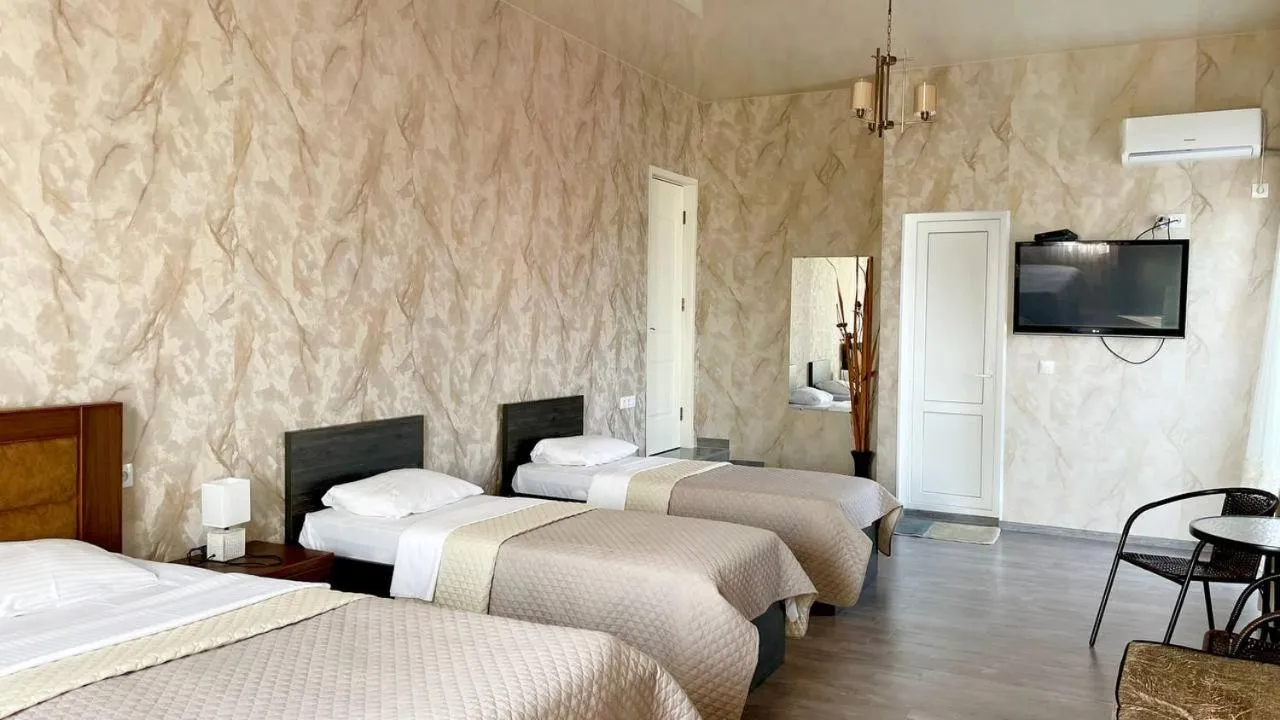 Bed in Hotel West Face