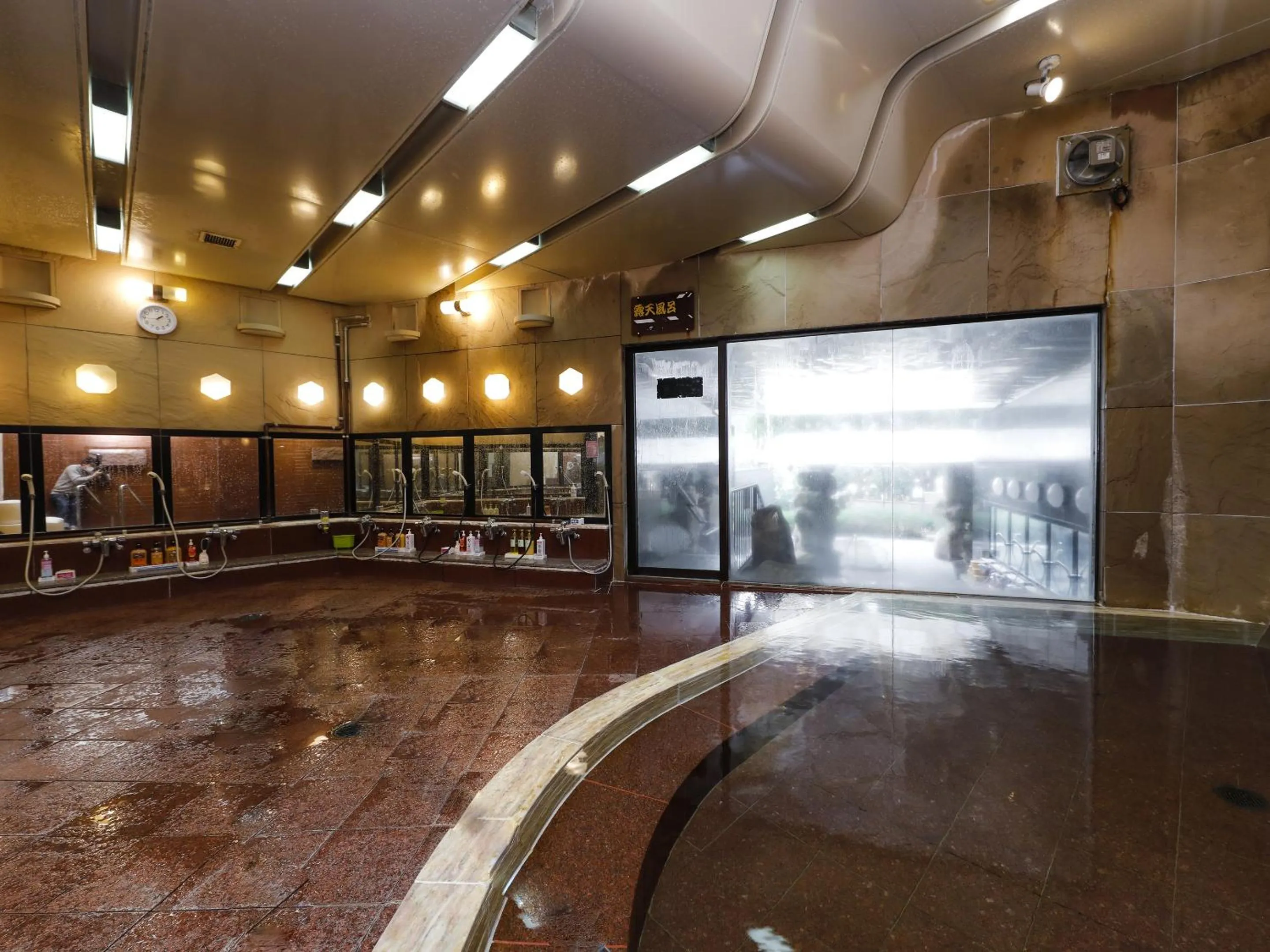Hot Spring Bath in 湯郷グランドホテル Yunogo Onsen Yunogo Grand Hotel