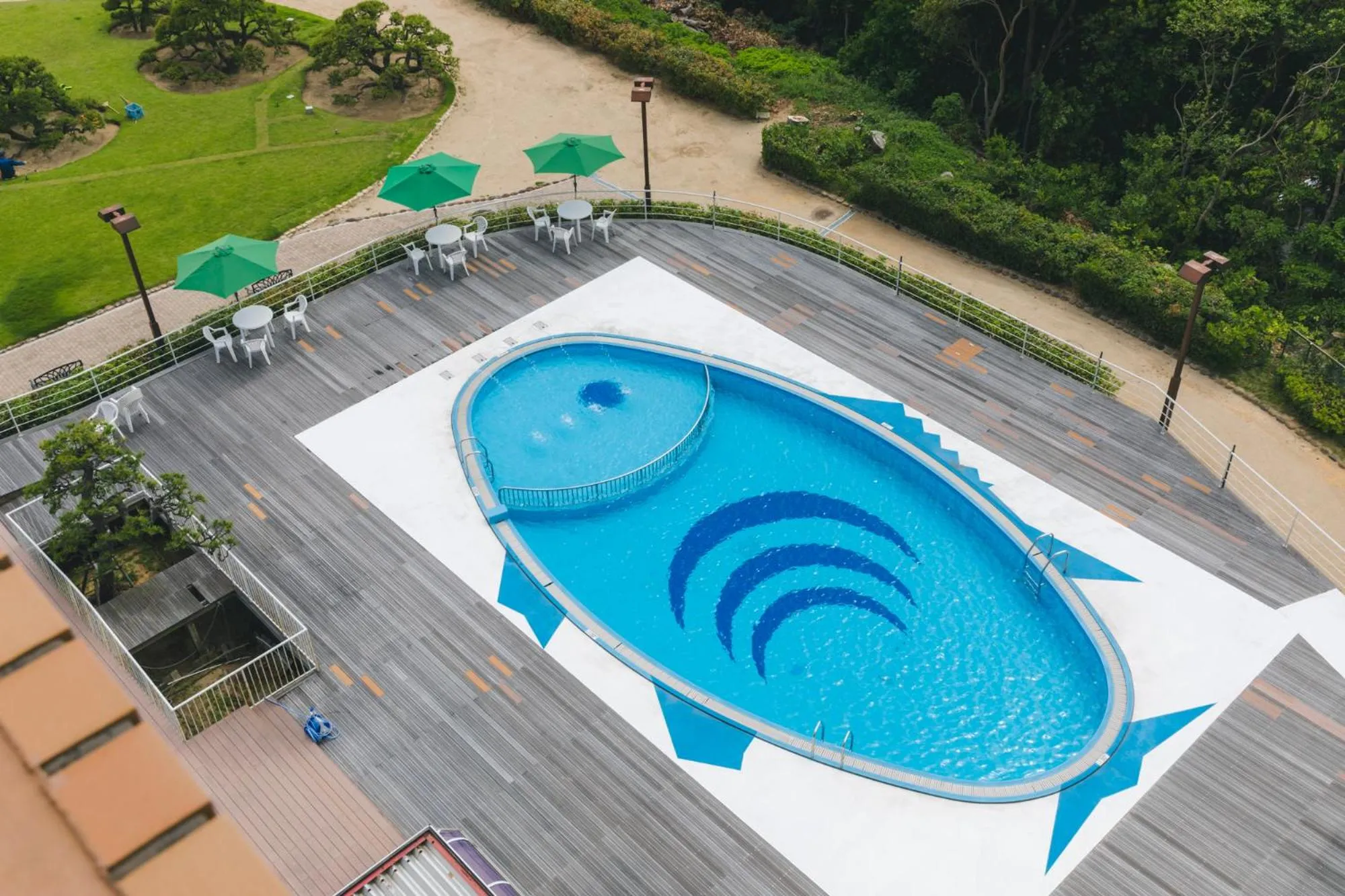 Swimming pool in Seaside Hotel Maiko Villa Kobe