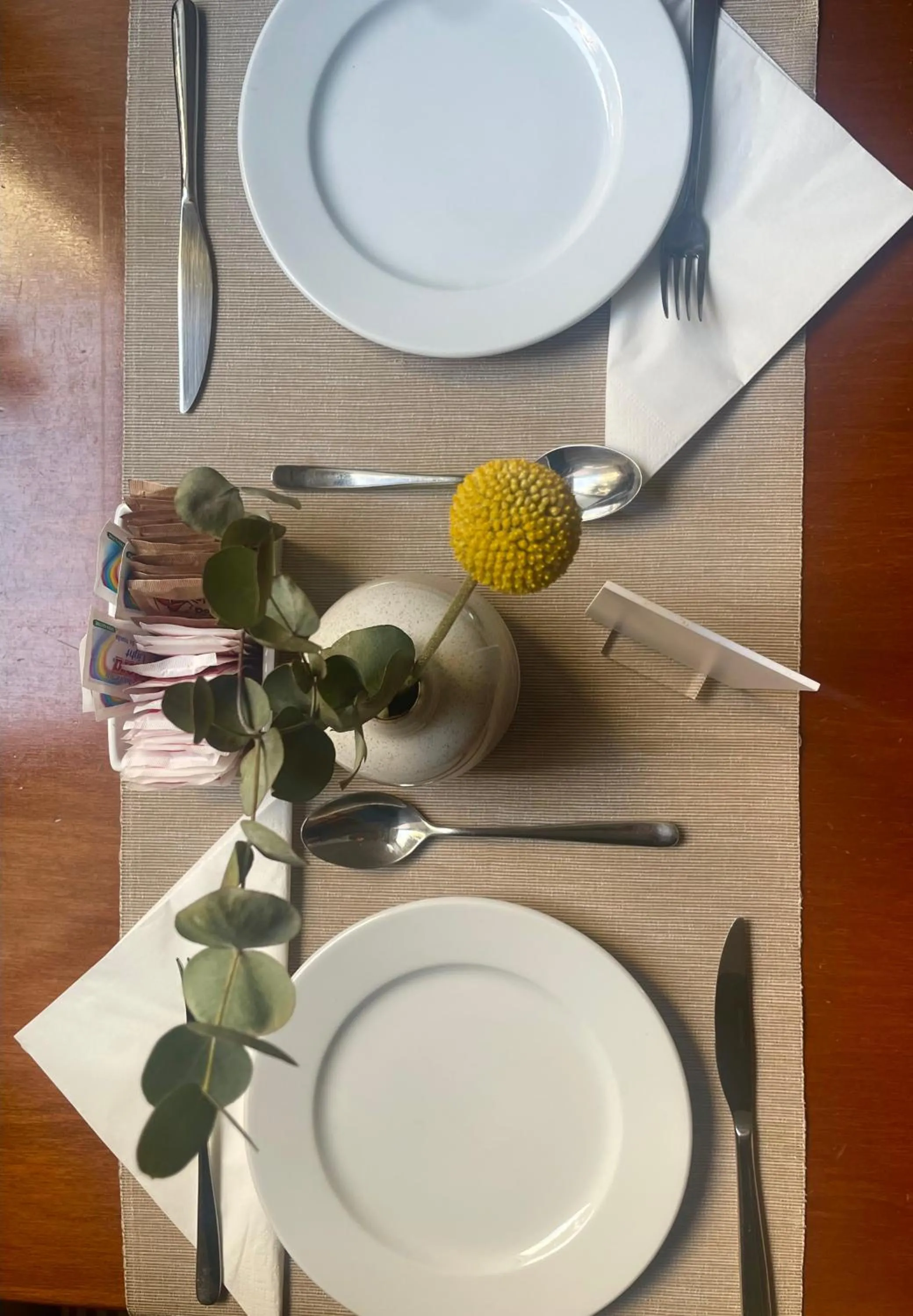 Restaurant/places to eat in Hotel Colombia