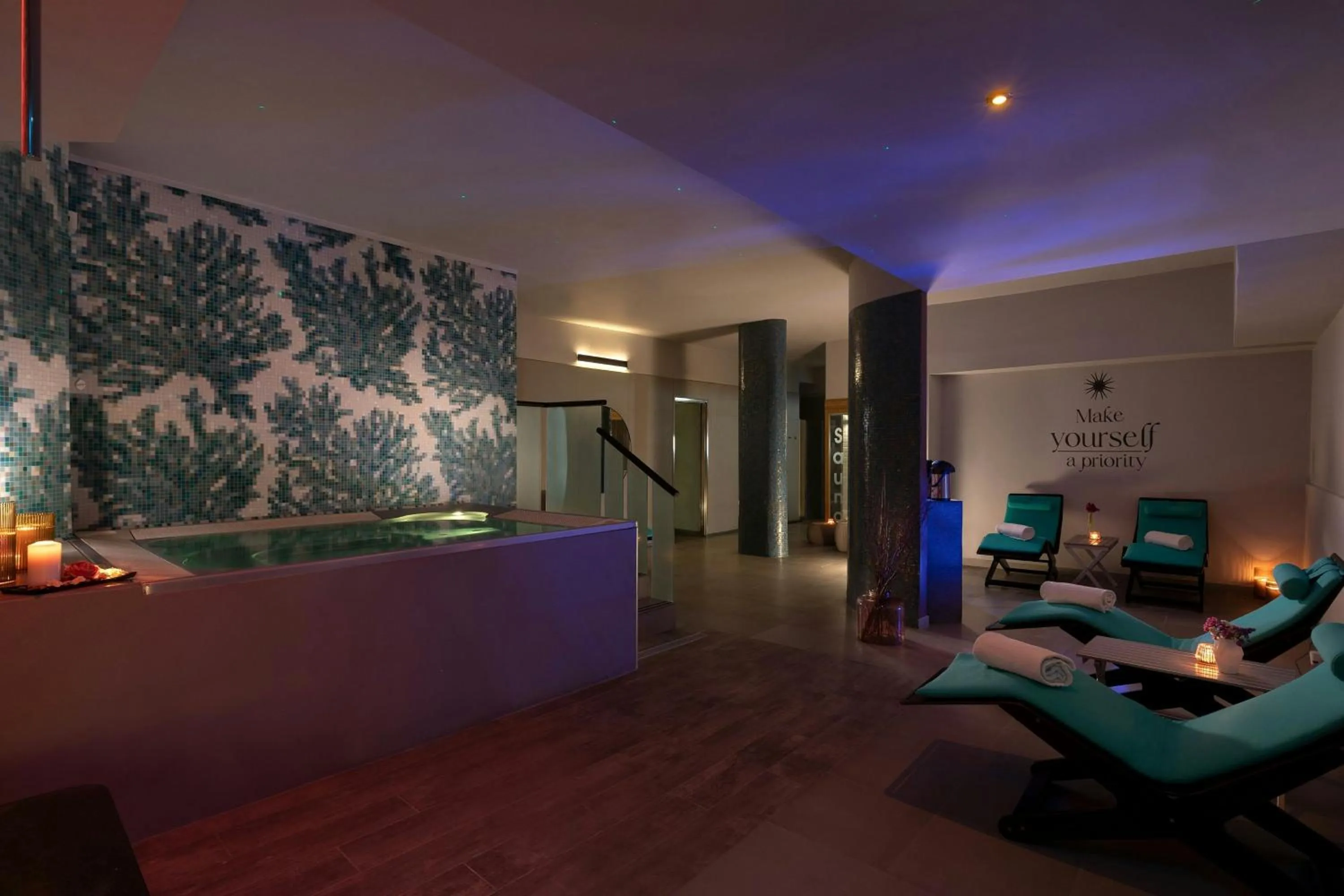 Lounge or bar in Four Points by Sheraton Catania Hotel