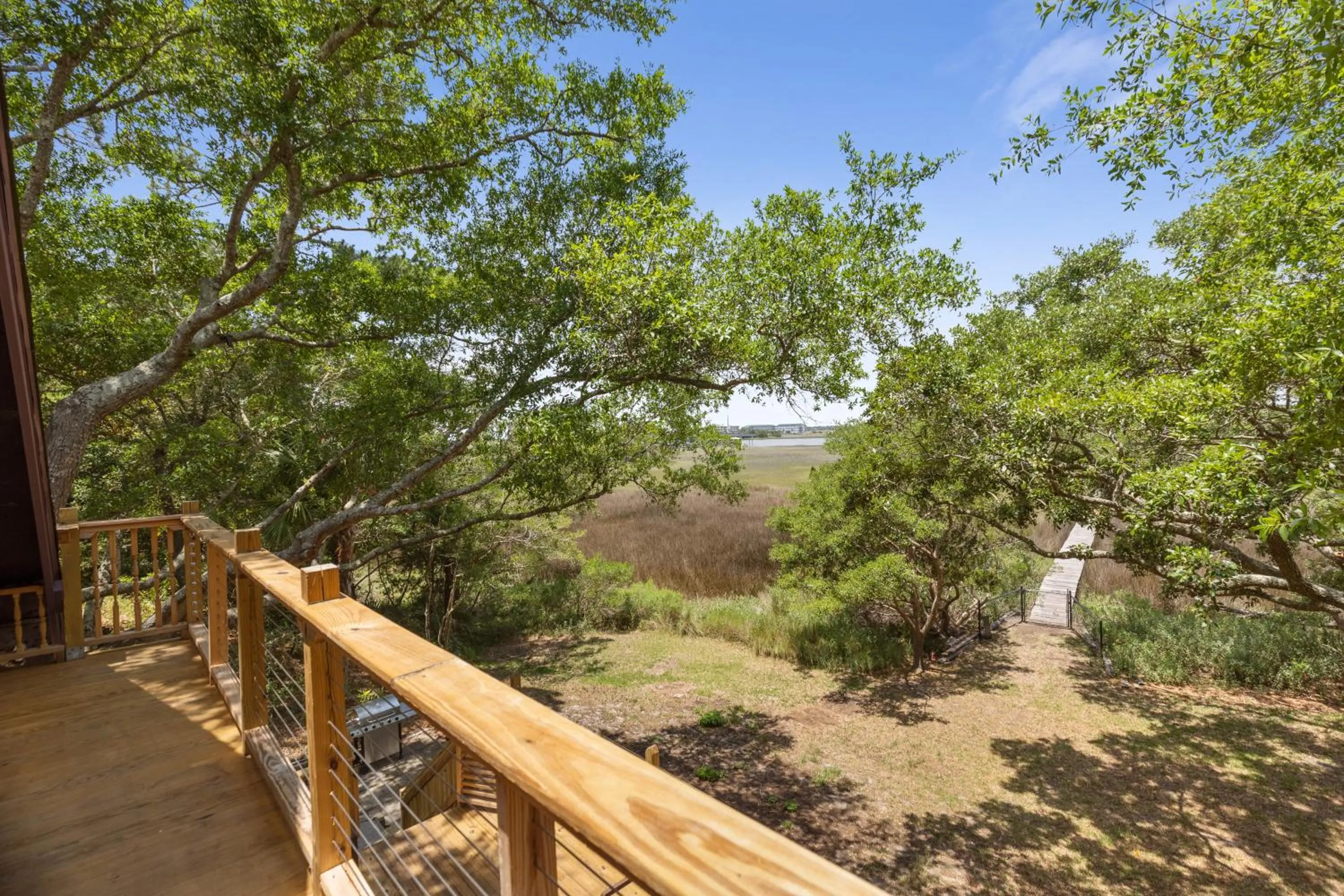 Folly Vacation Vintage Cottage with Stunning Views 218