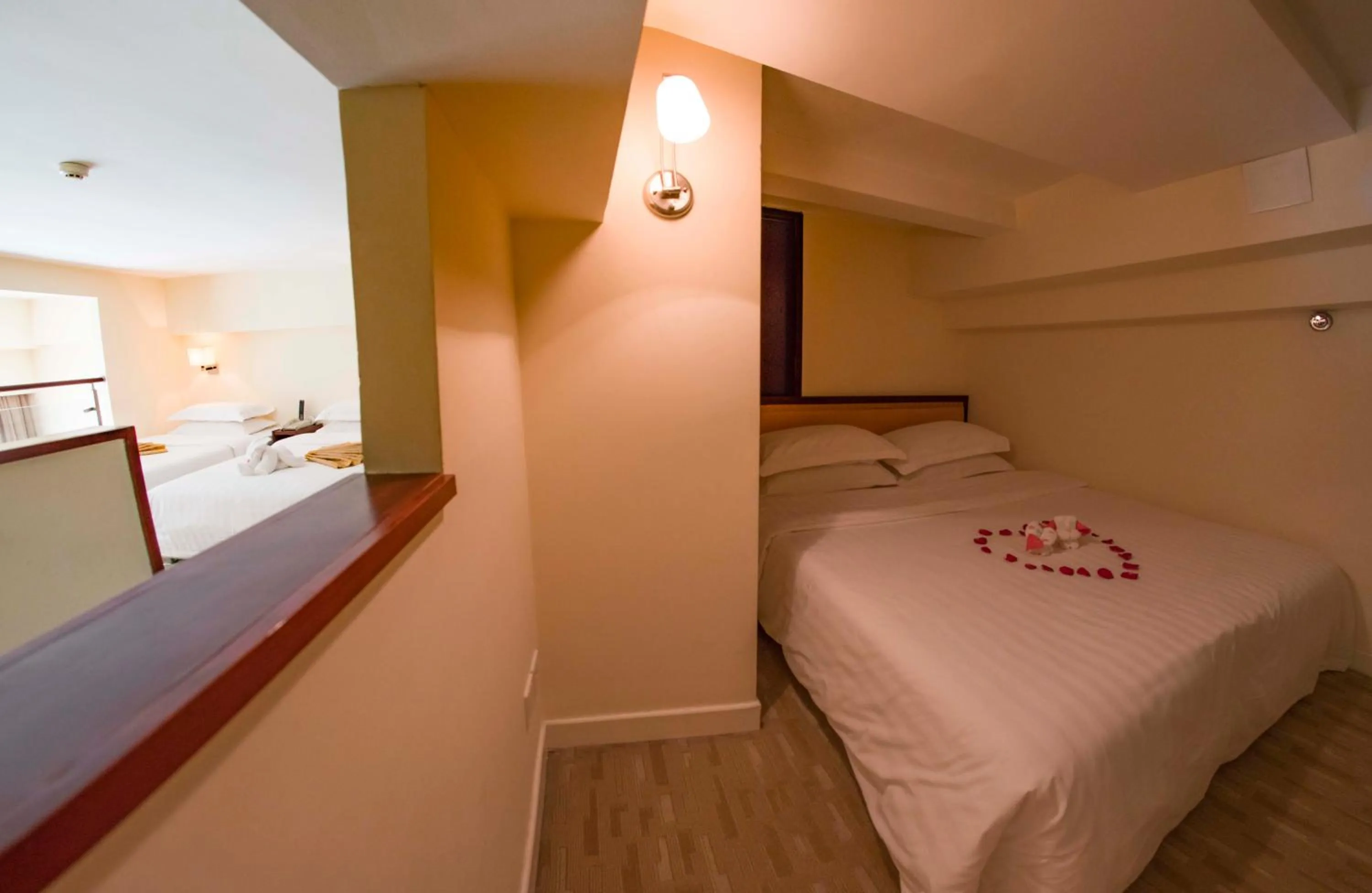 Bed in Fulitai International Hotel