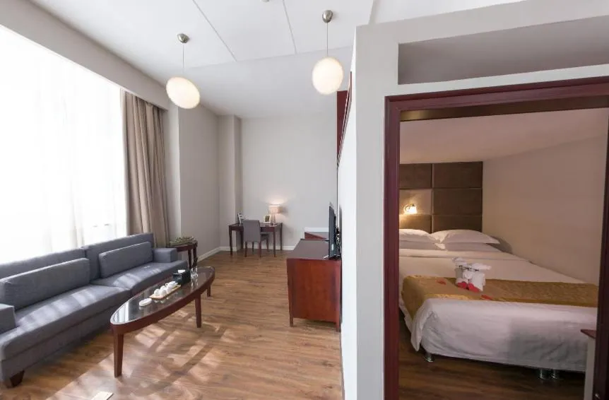 Bed in Fulitai International Hotel