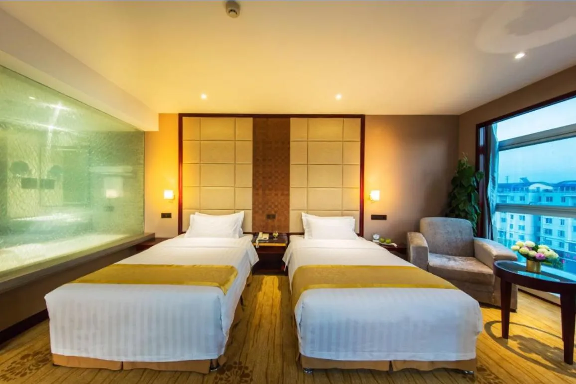 Bed in Fulitai International Hotel