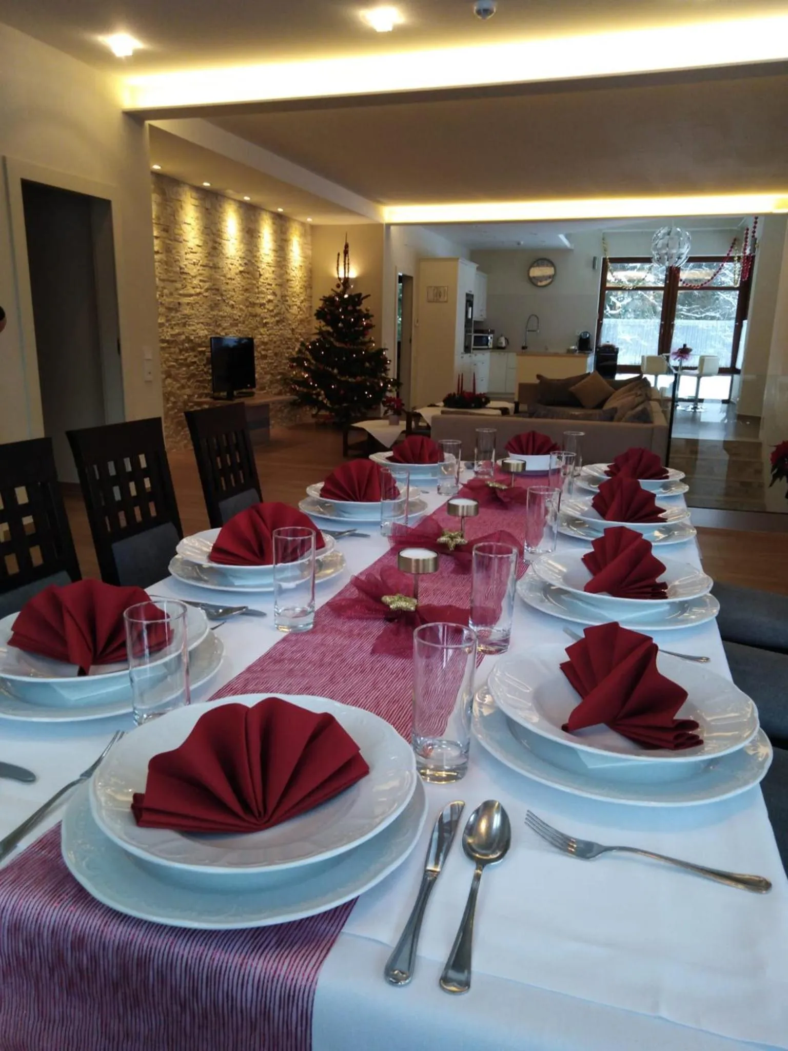 Restaurant/places to eat in Hotel Villa Golf Cihelny