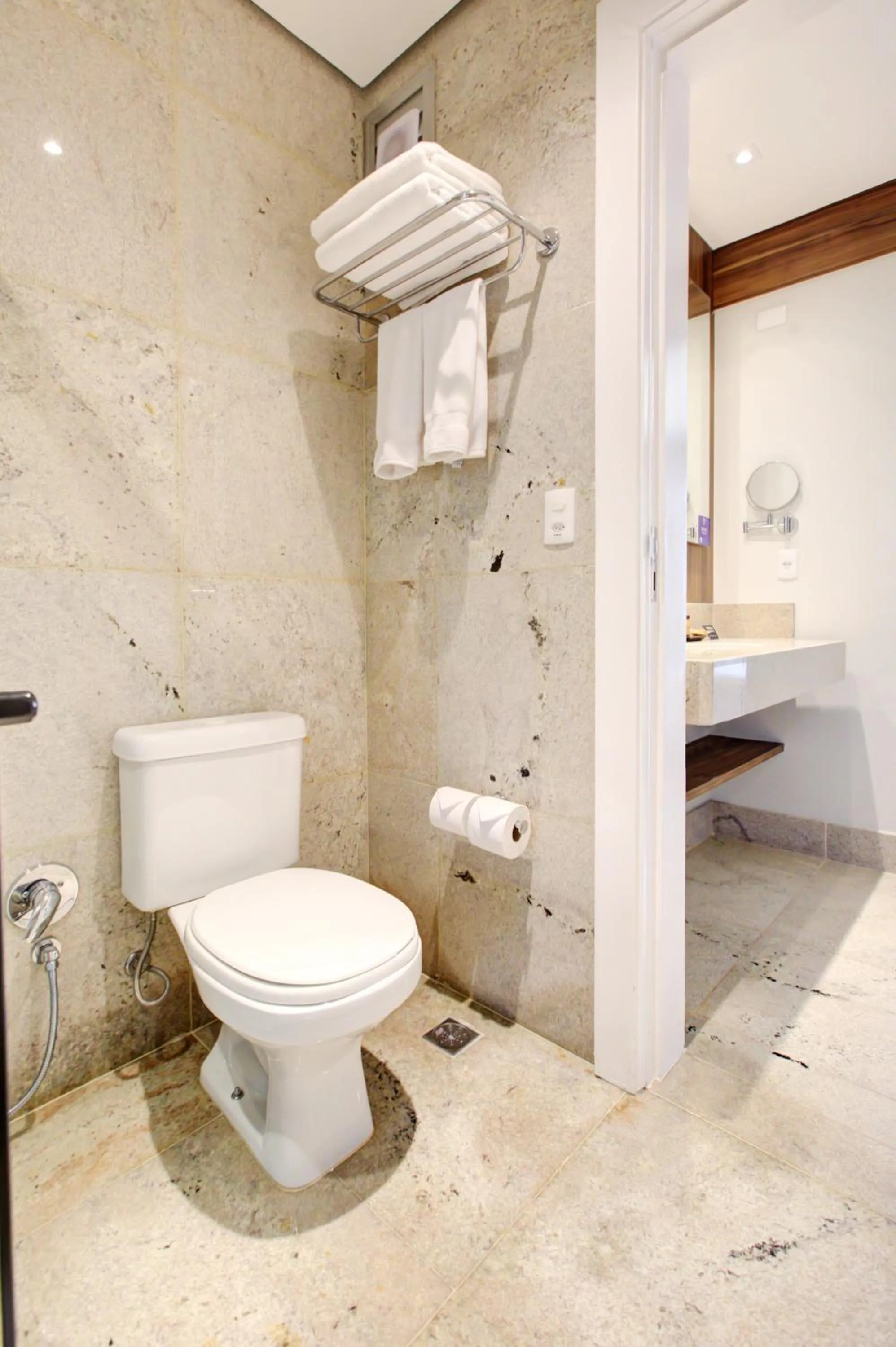 Bathroom in DoubleTree by Hilton - Resort - Foz do Iguaçu