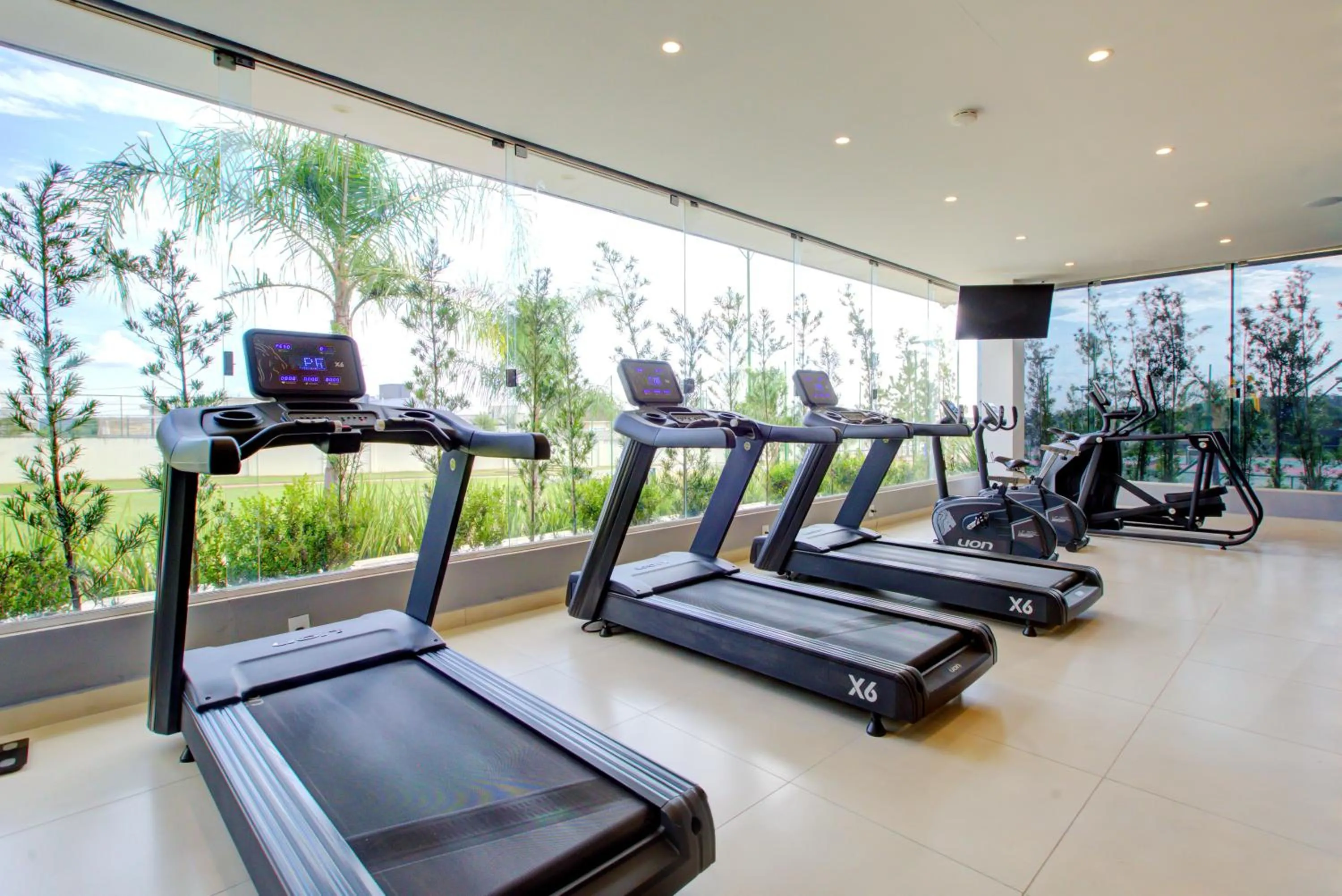 Fitness centre/facilities in DoubleTree by Hilton - Resort - Foz do Iguaçu