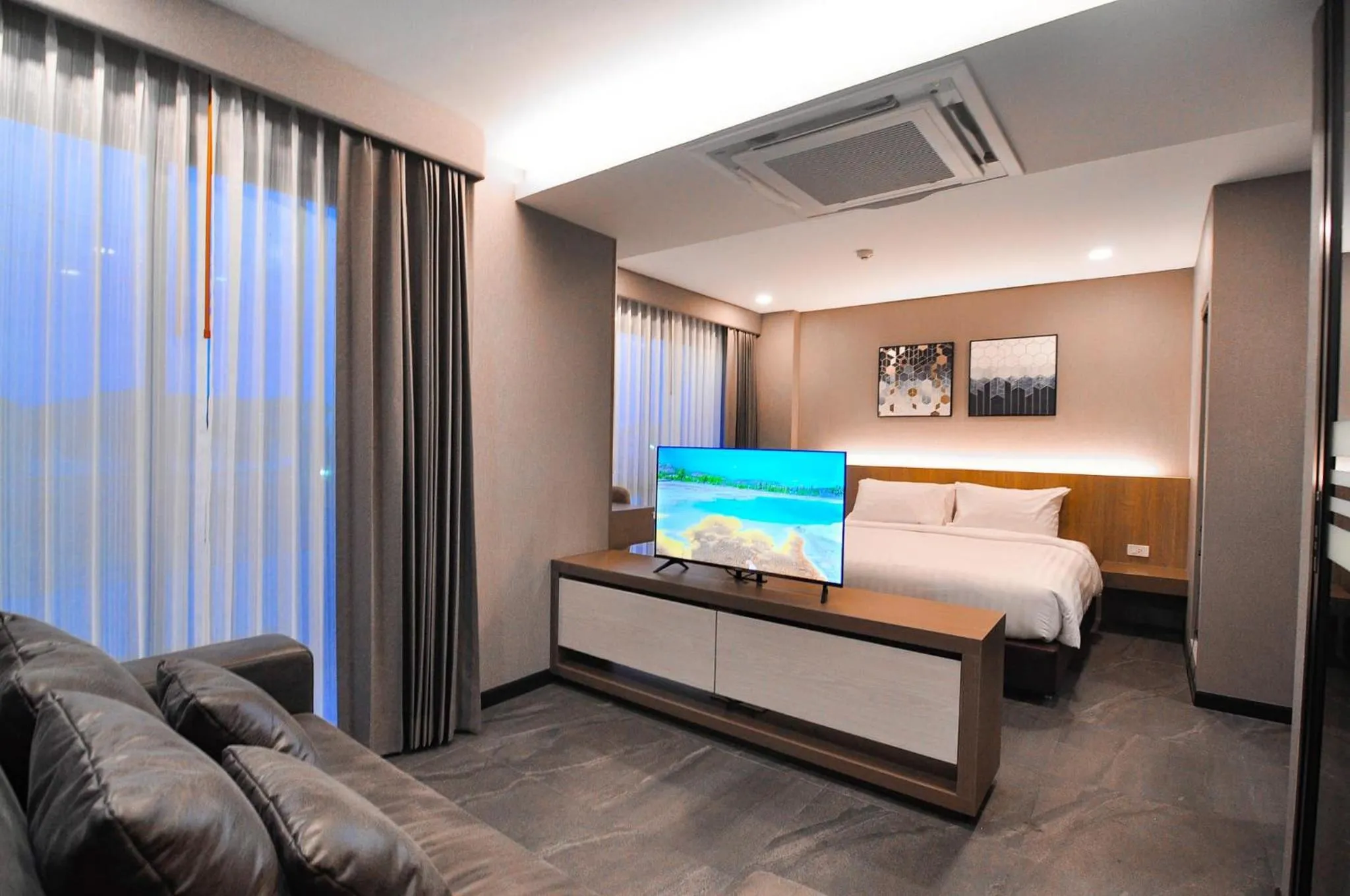 Bed in The S Block Condotel