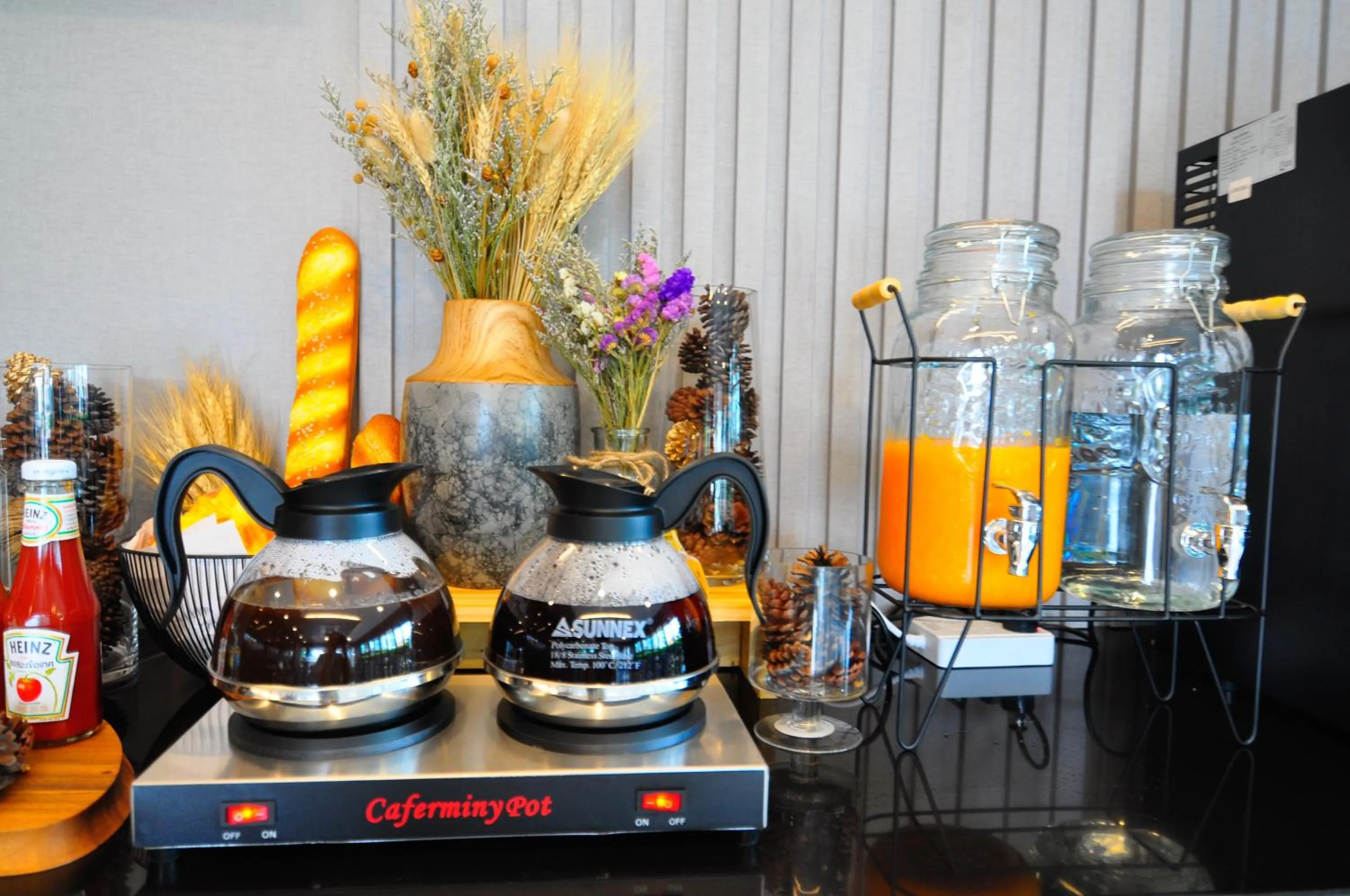 Food in The S Block Condotel