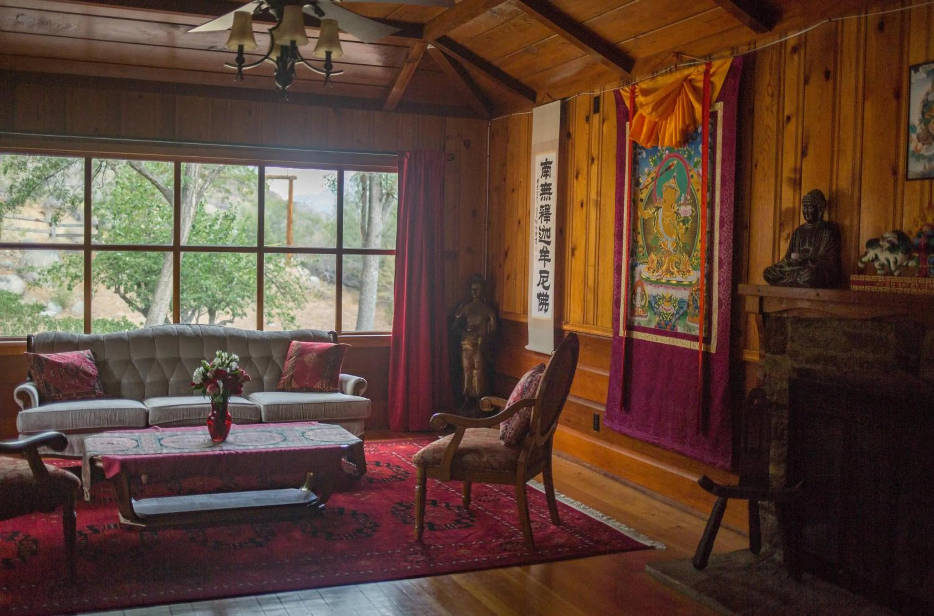 Quiet Mind Lodge, Spa & Retreat Sequoias