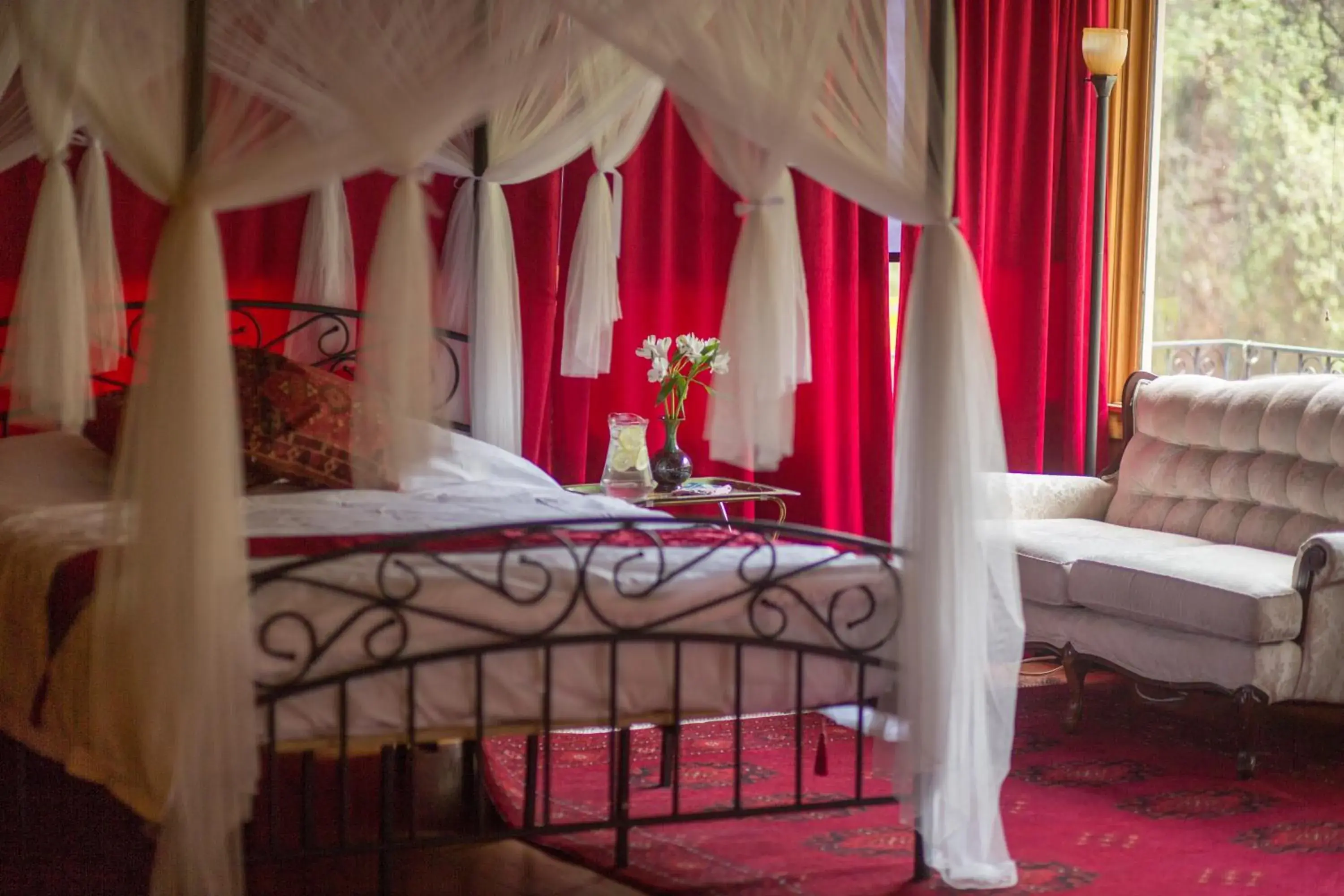 Deluxe Double Room with Bath in Quiet Mind Lodge, Spa & Retreat Sequoias Deluxe Double Room with Bath in Quiet Mind Lodge, Spa & Retreat Sequoias