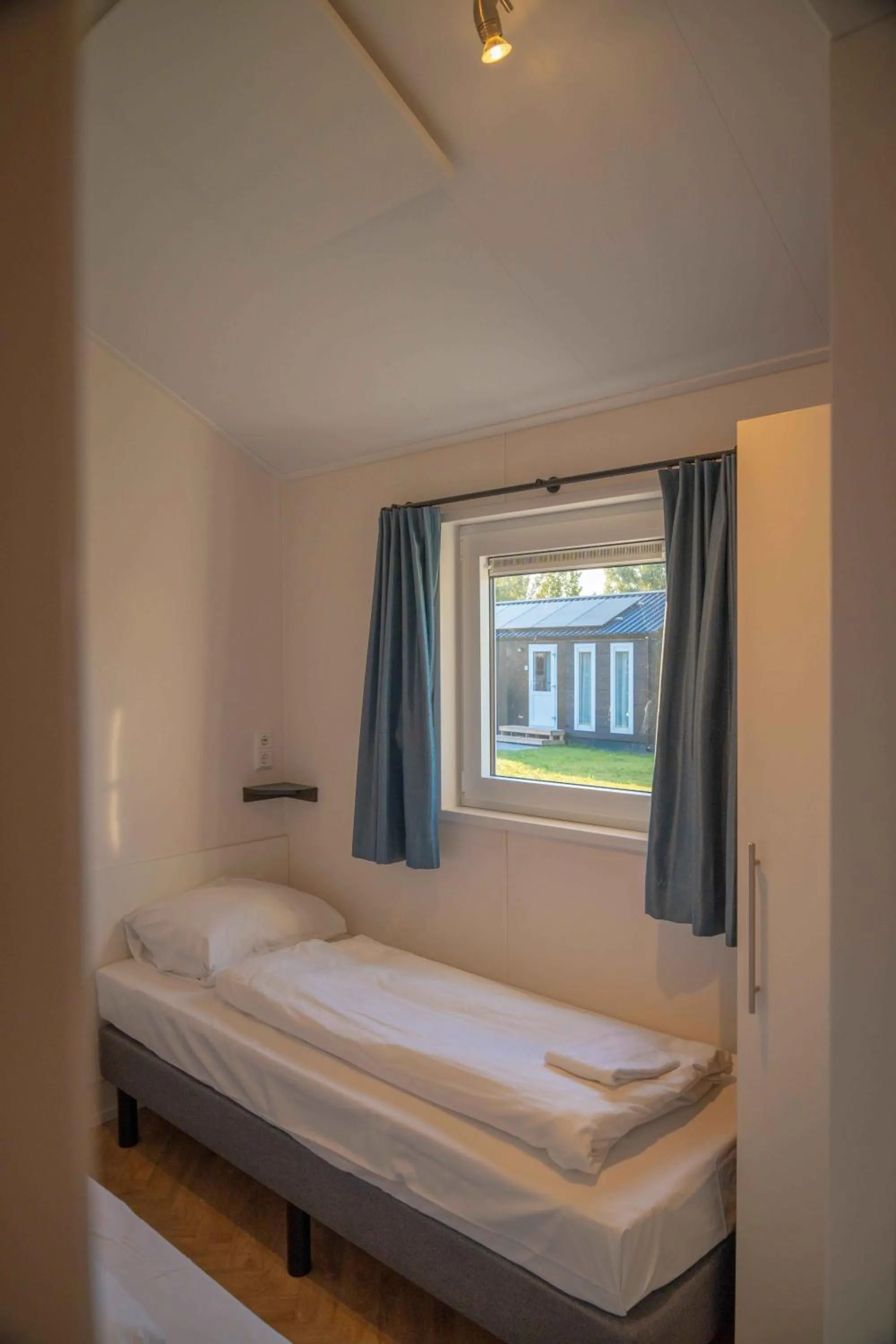 Bed in Waterpark Giethoorn