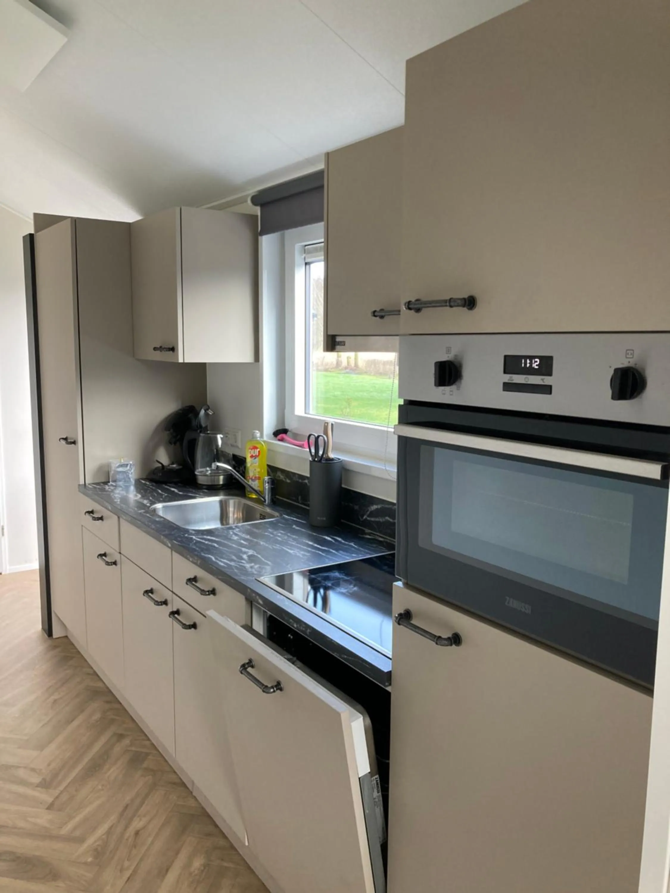 Kitchen or kitchenette in Waterpark Giethoorn