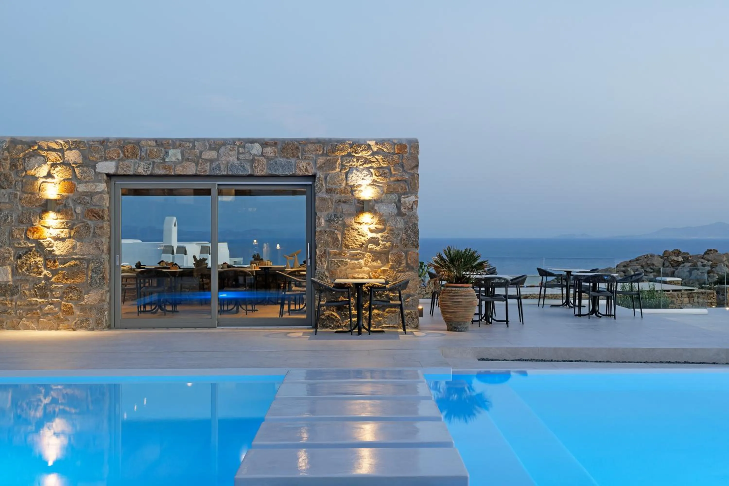 Patio in Ionic Suites