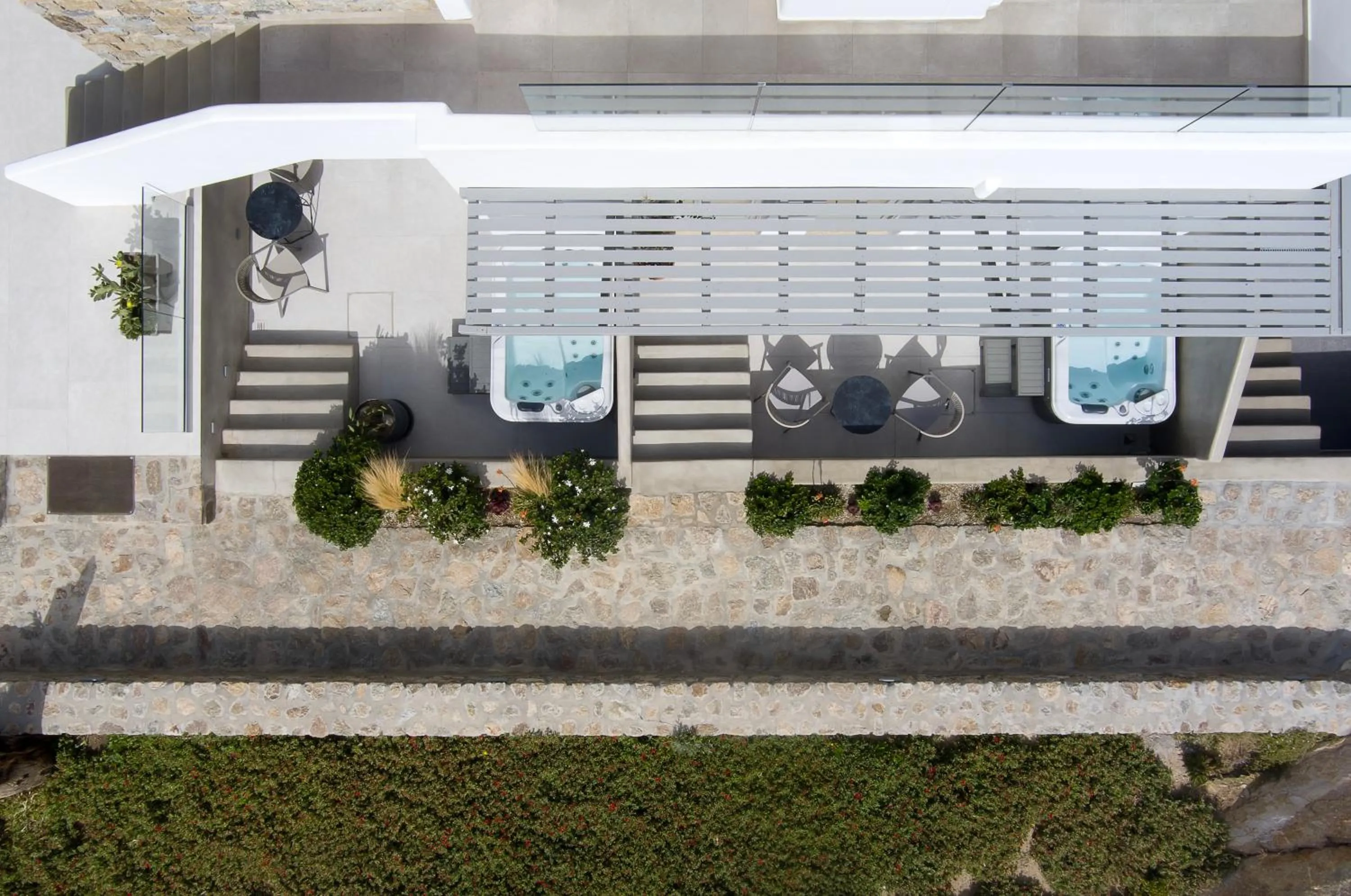 Garden in Ionic Suites