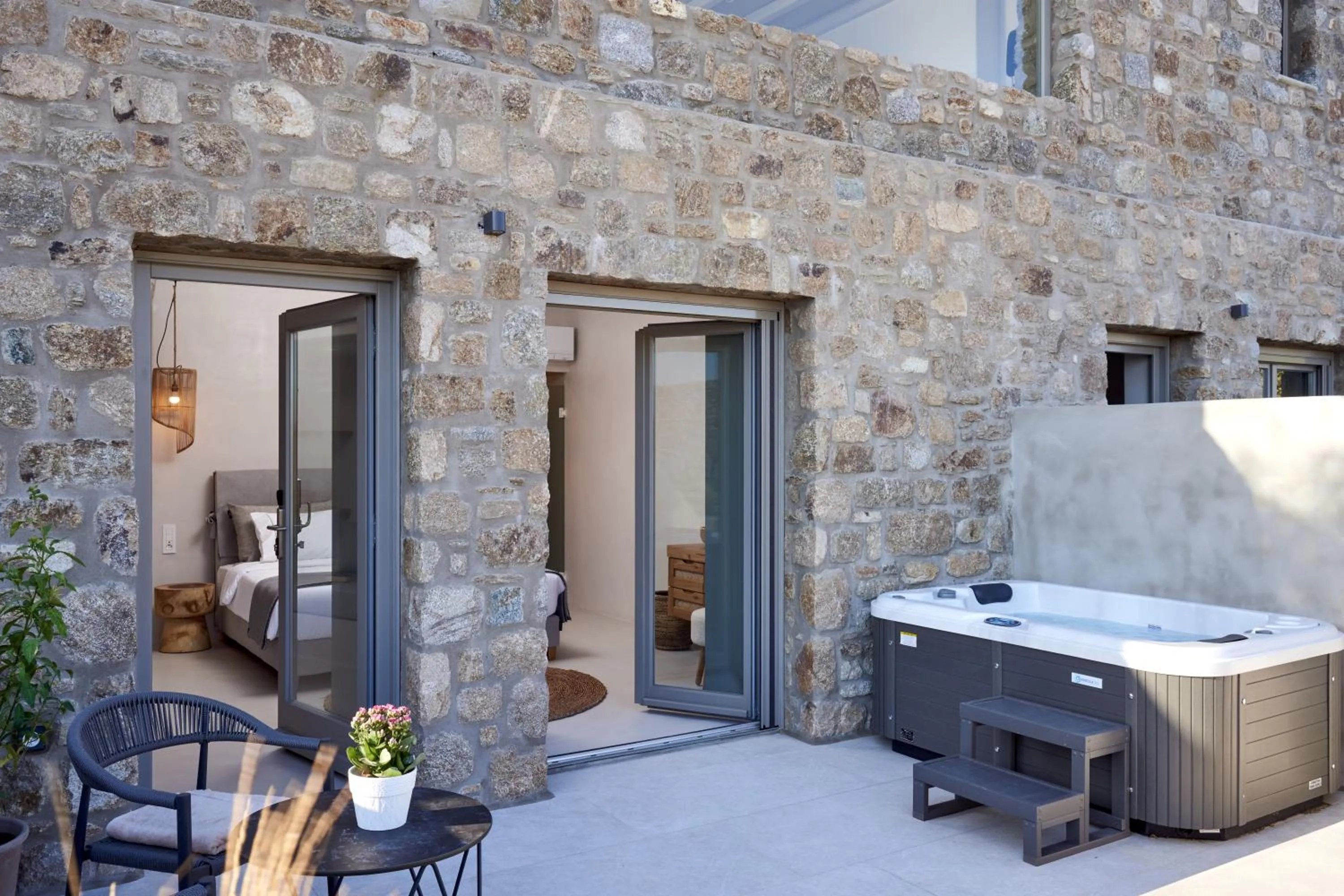 Patio in Ionic Suites