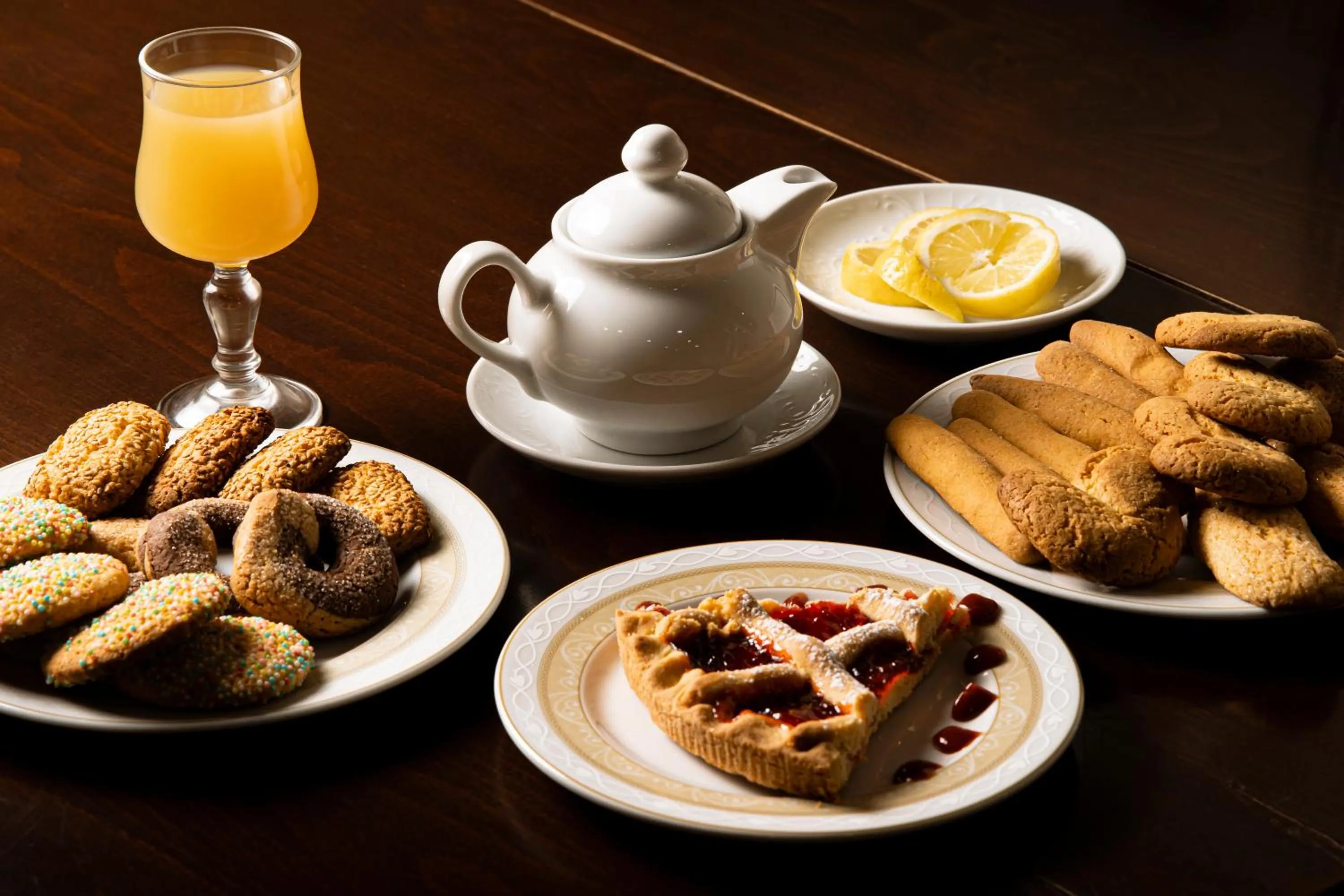 Food and drinks in Hotel Villa Romeo