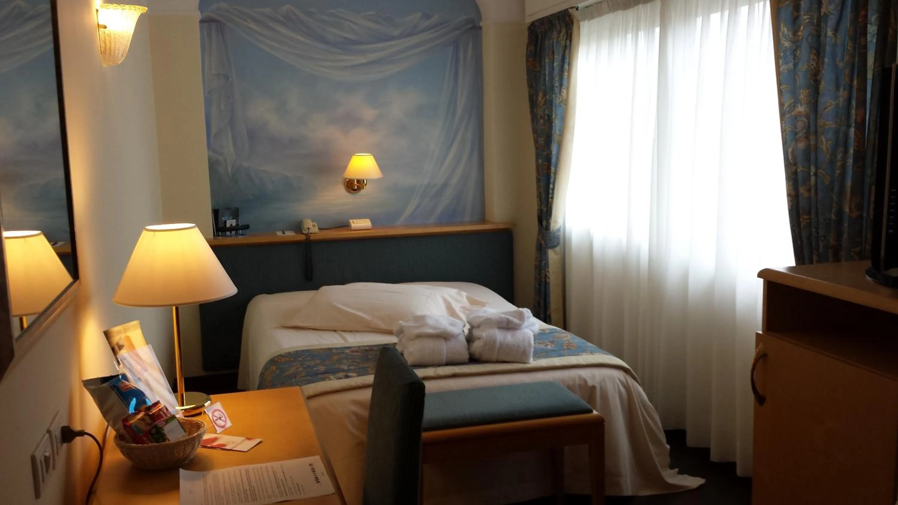 Bed in Hotel Luna Riccione e Aqua Spa Only Adults +12