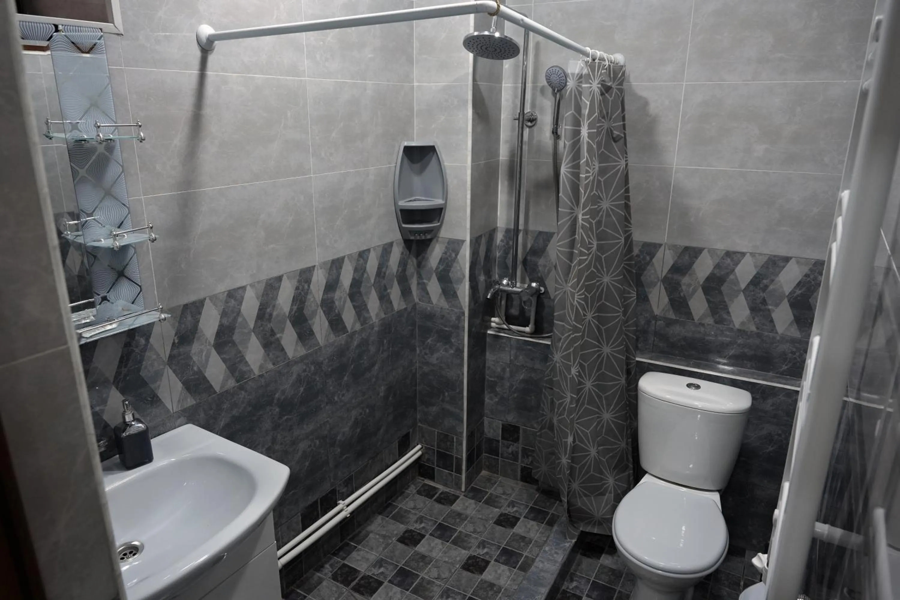 IRIS B&B in DEBED CANYON