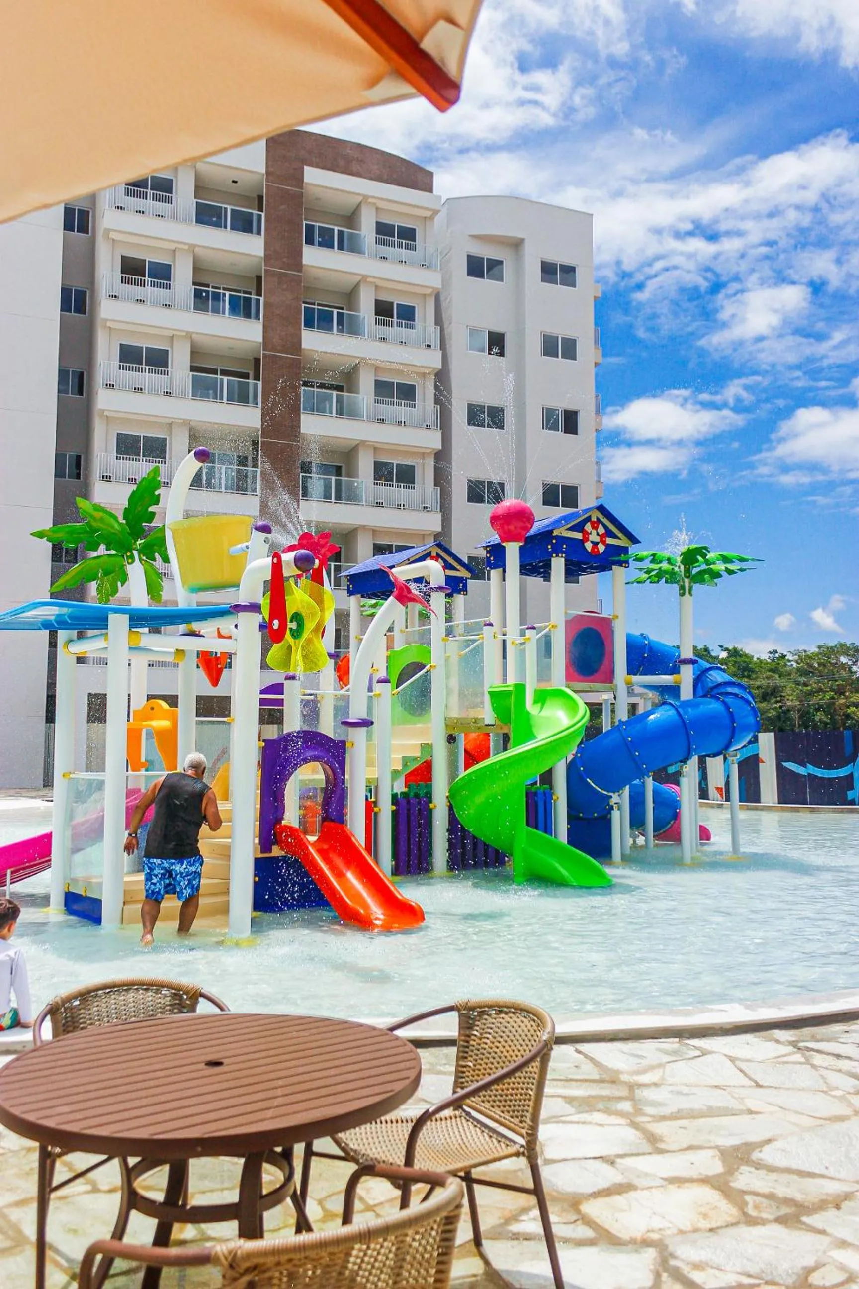 Children play ground in Lagoa EcoTowers Resort - LAGOA OFICIAL