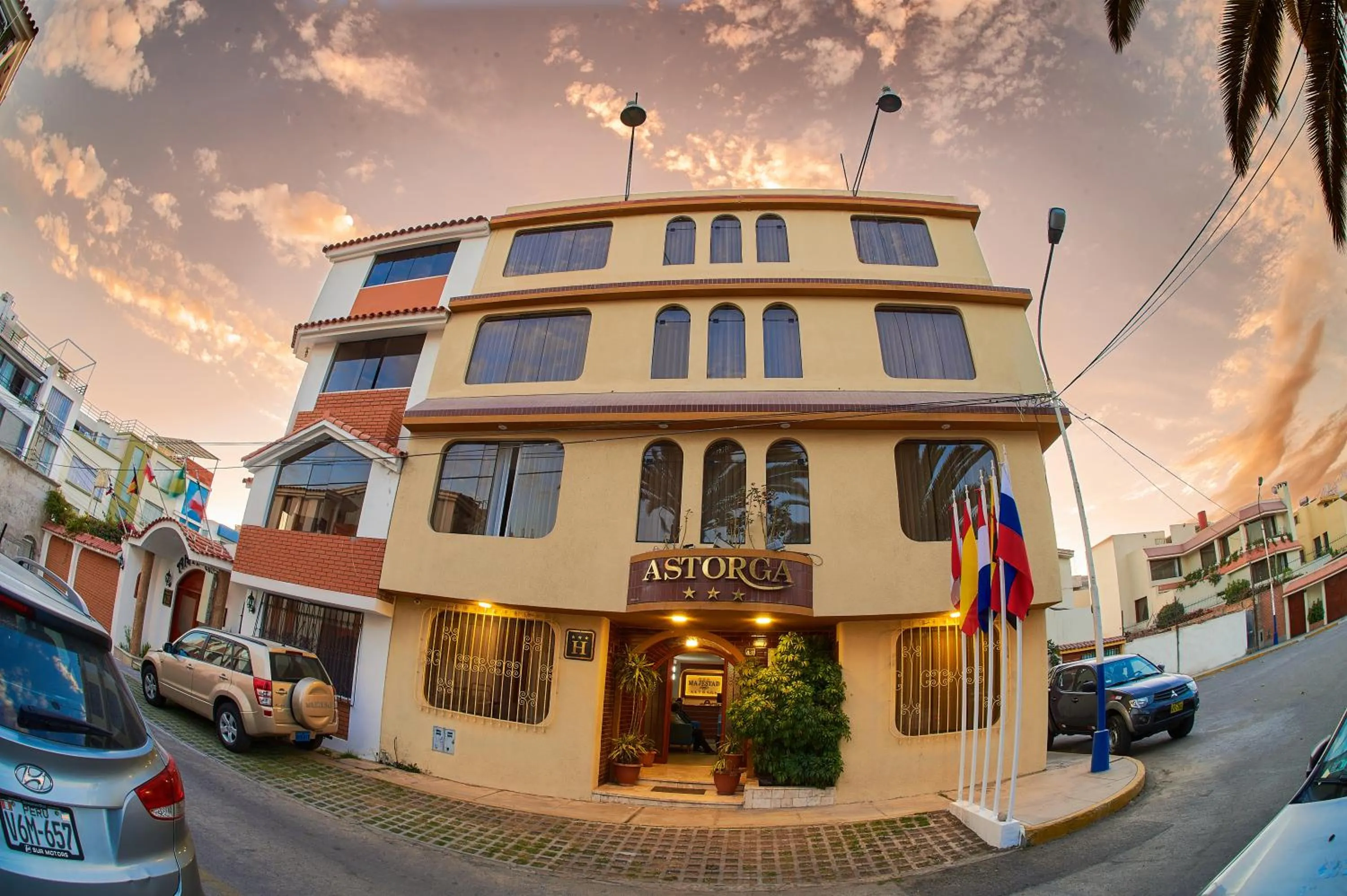 Facade/entrance in Astorga Hotel Arequipa