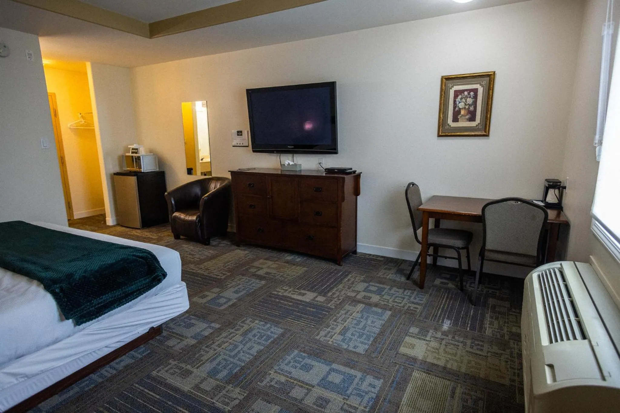 Bed in Sleep Suite Motel