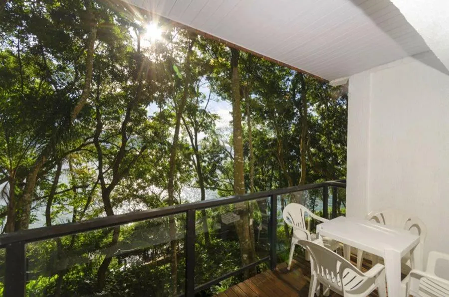 Garden in Bombinhas Tourist Apart