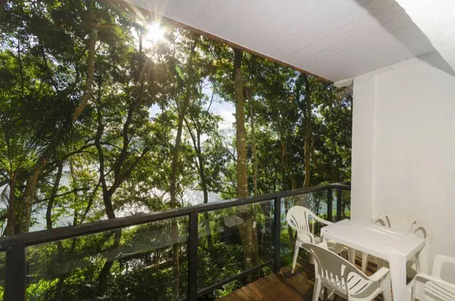 Apartment with Garden View in Bombinhas Tourist Apart Apartment with Garden View in Bombinhas Tourist Apart