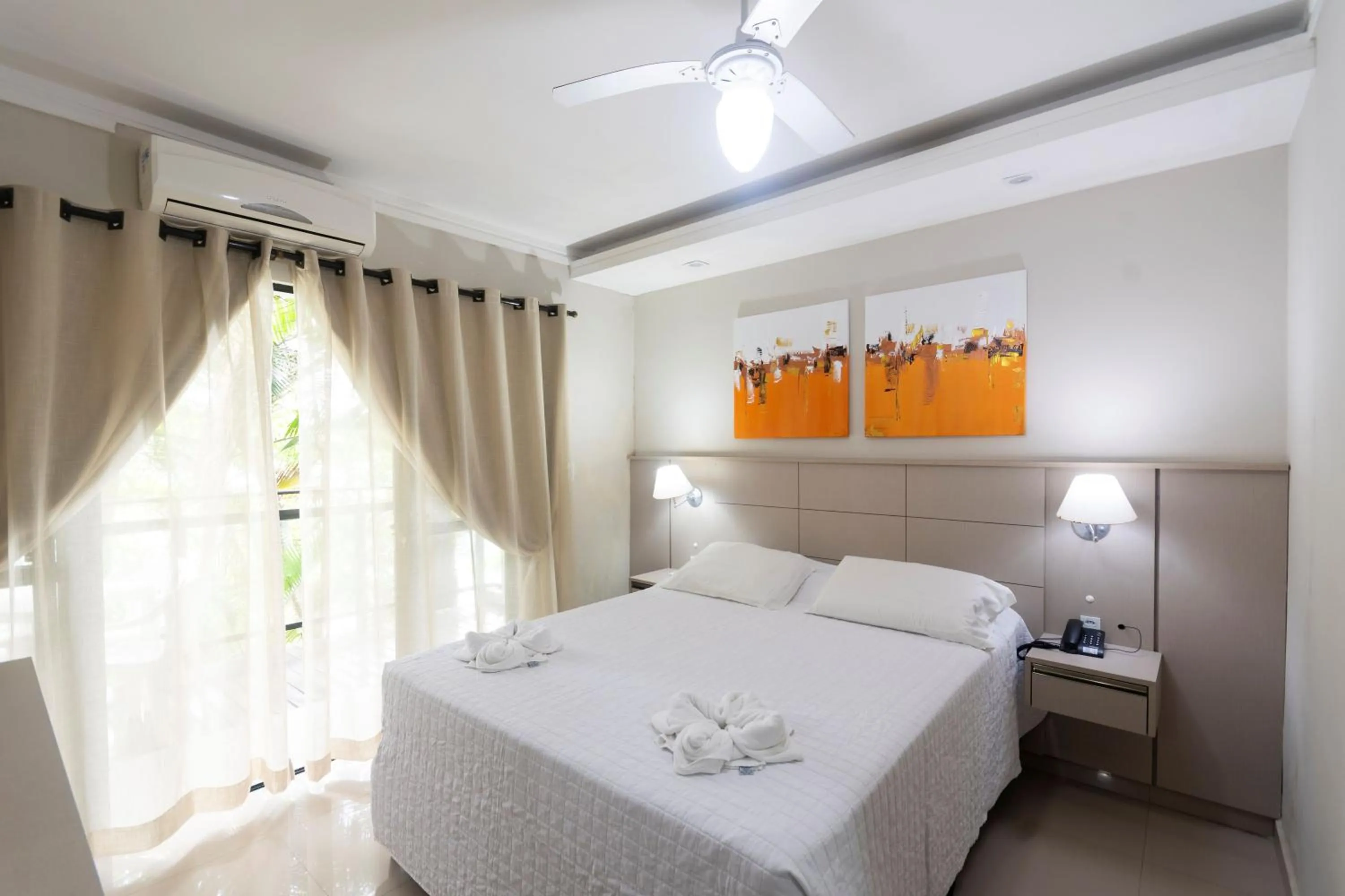 Bedroom, Bed in Bombinhas Tourist Apart