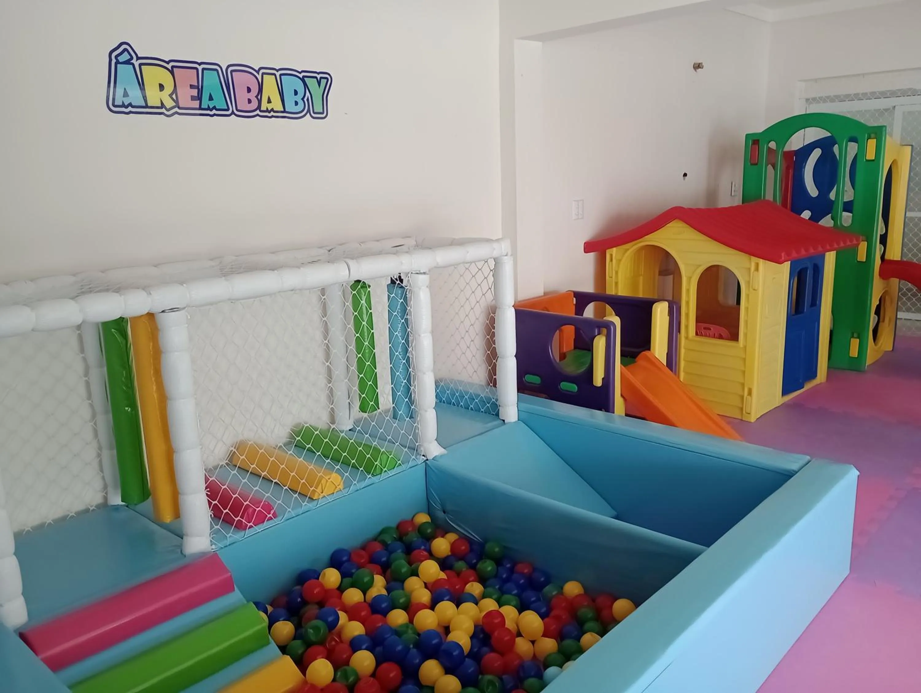 Property building in Bombinhas Tourist Apart