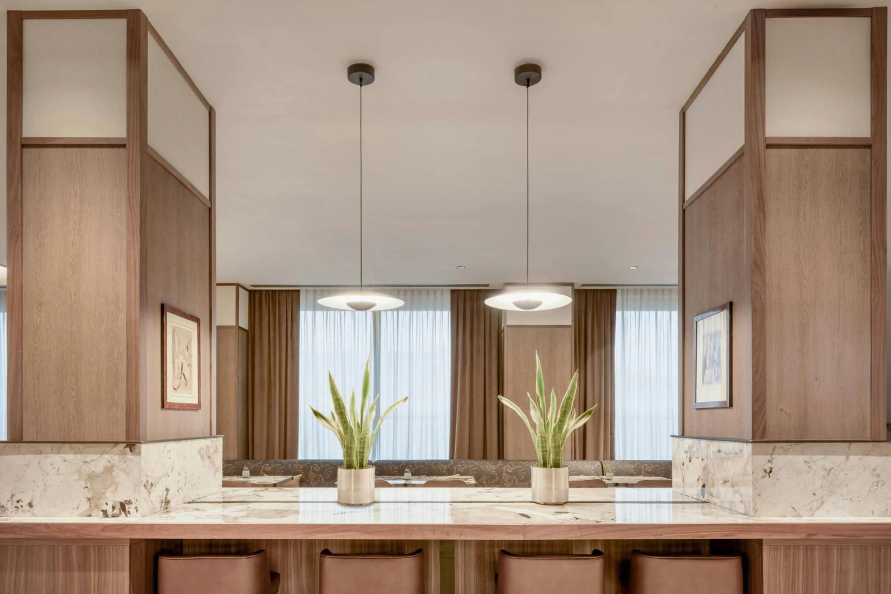 Lounge or bar in AC Hotel Milano by Marriott