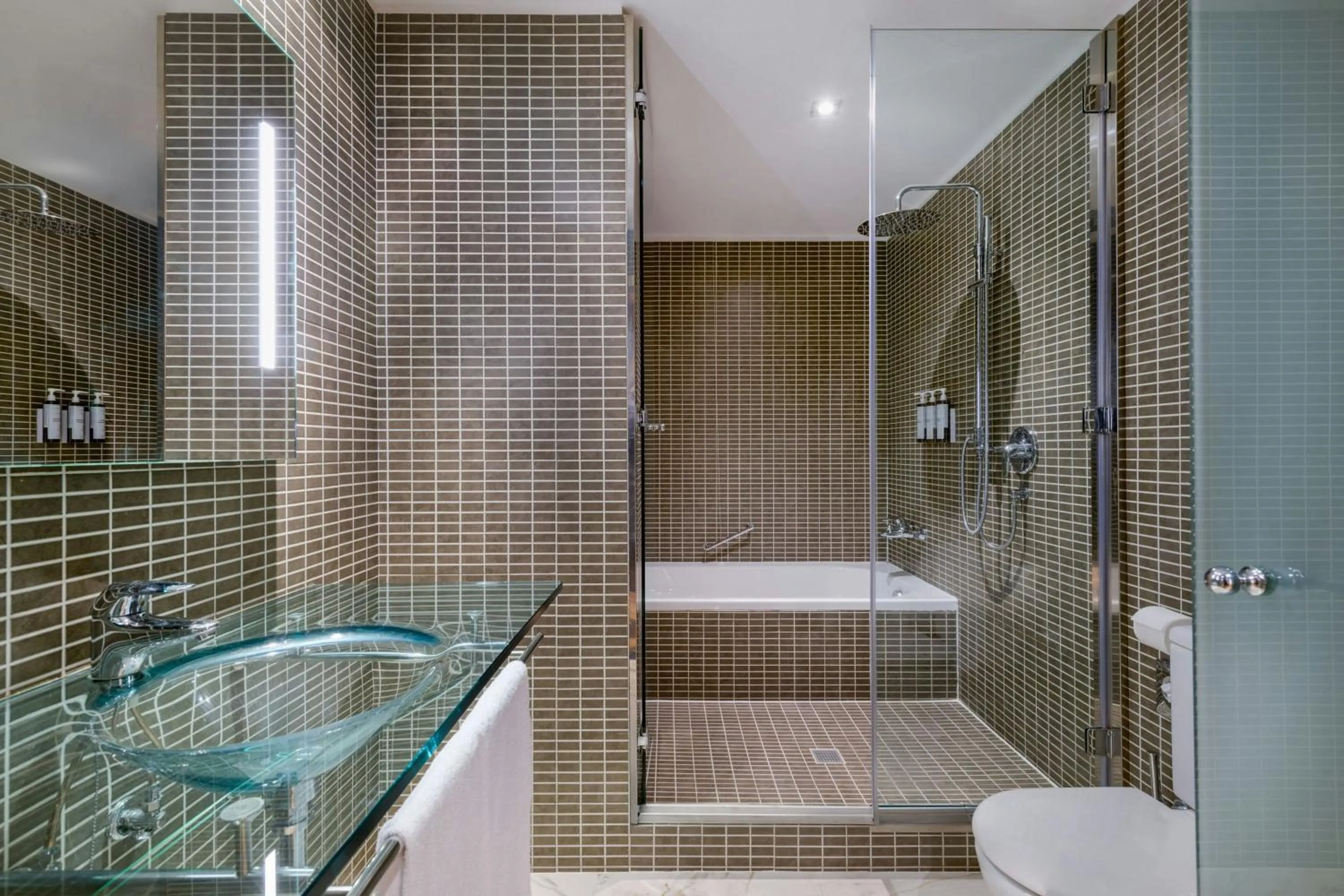 Bathroom in AC Hotel Milano by Marriott